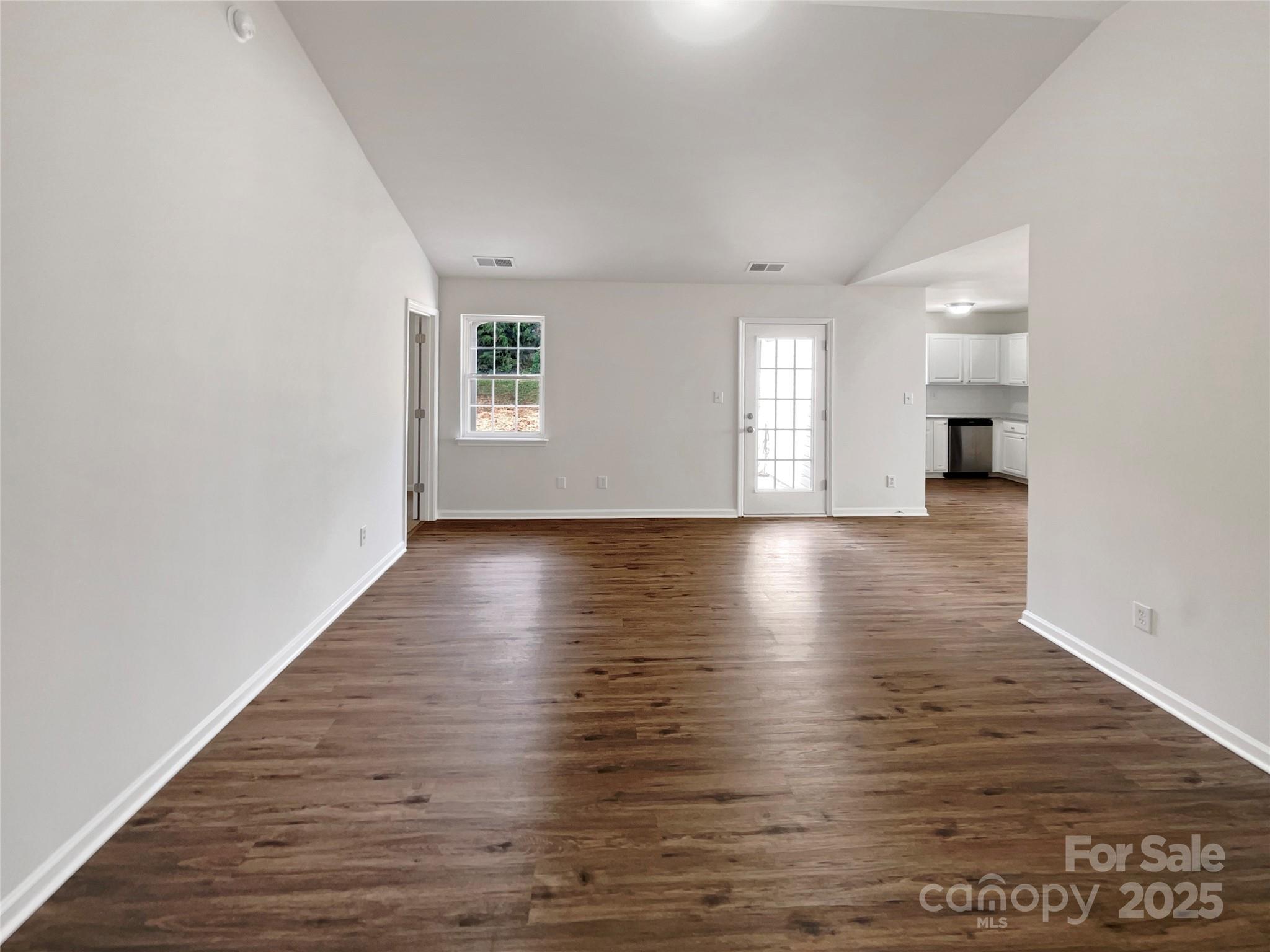 8219 Pozzi Road Property Photo 3