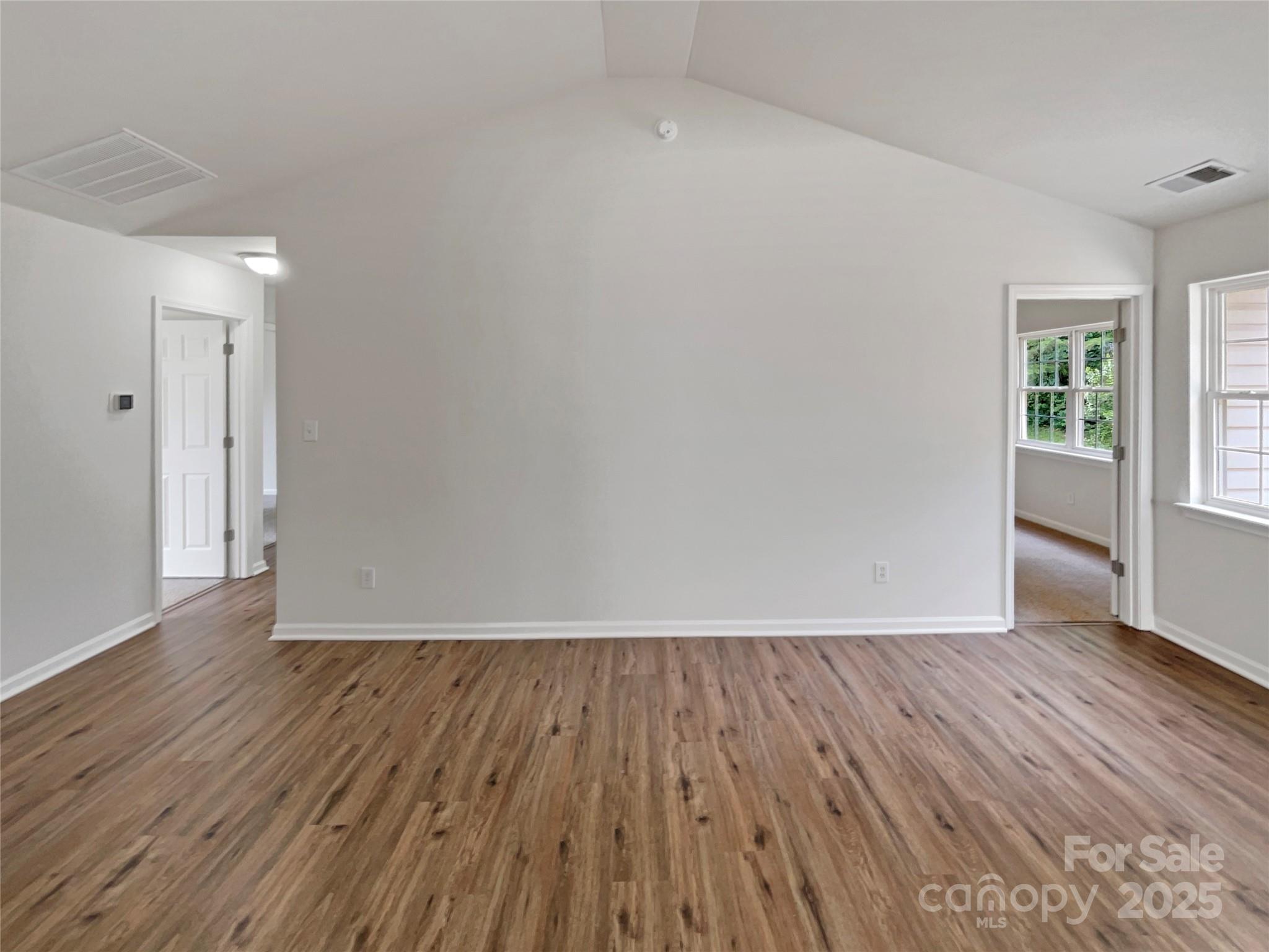 8219 Pozzi Road Property Photo 10