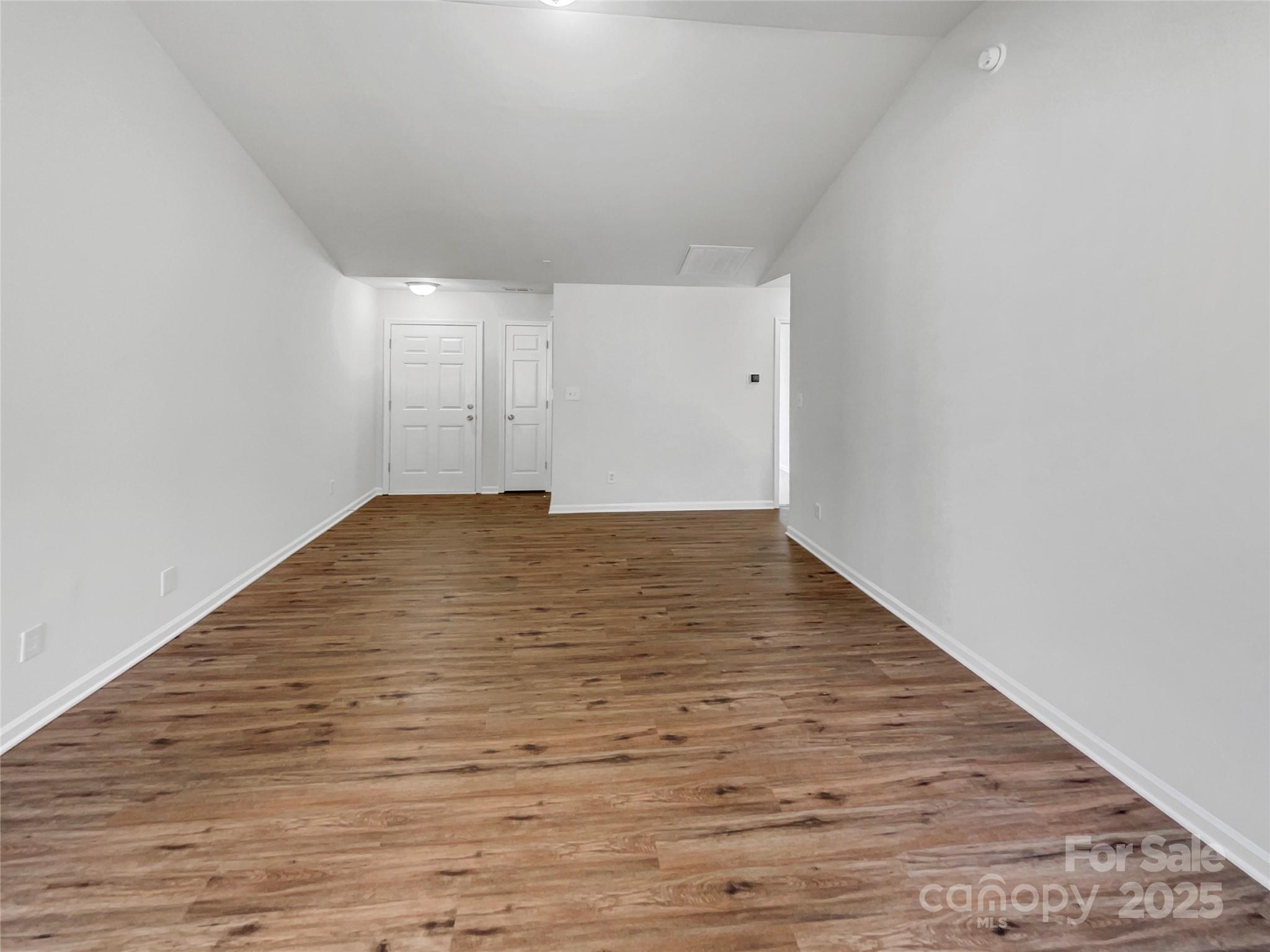 8219 Pozzi Road Property Photo 14