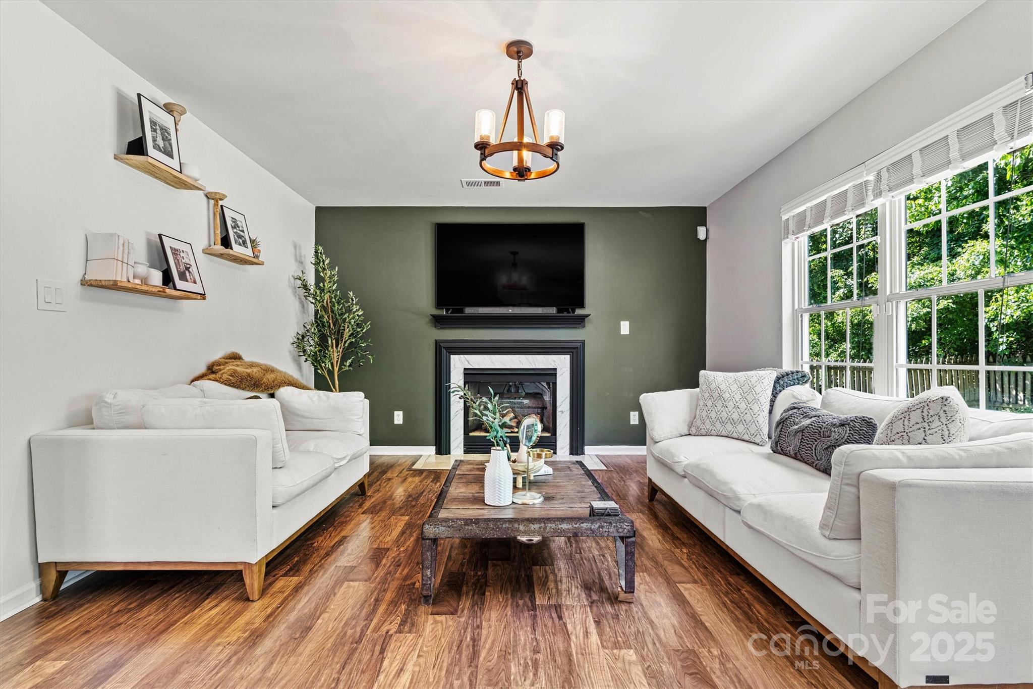 136 Bluffton Road Property Photo 3
