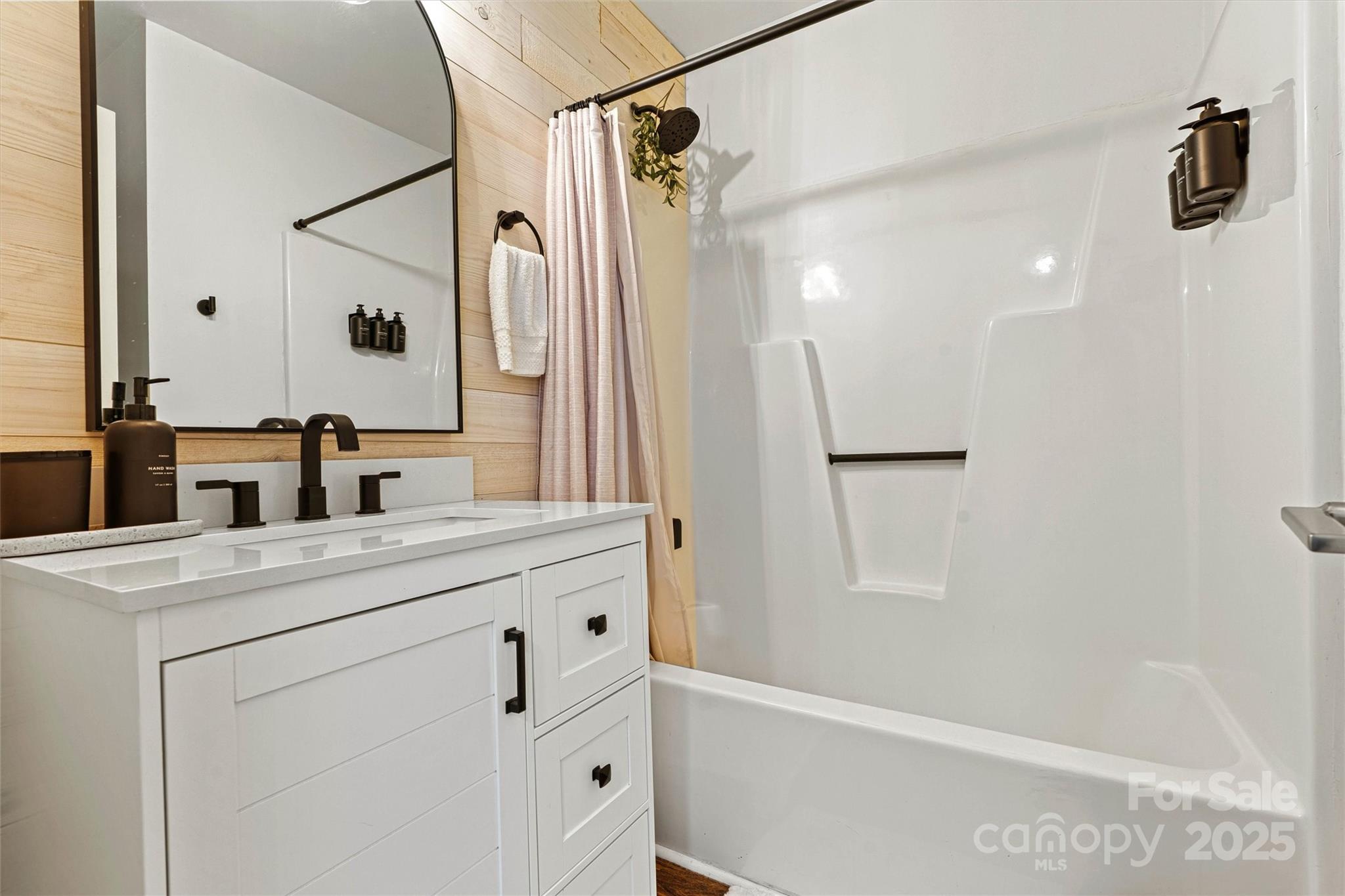 136 Bluffton Road Property Photo 17
