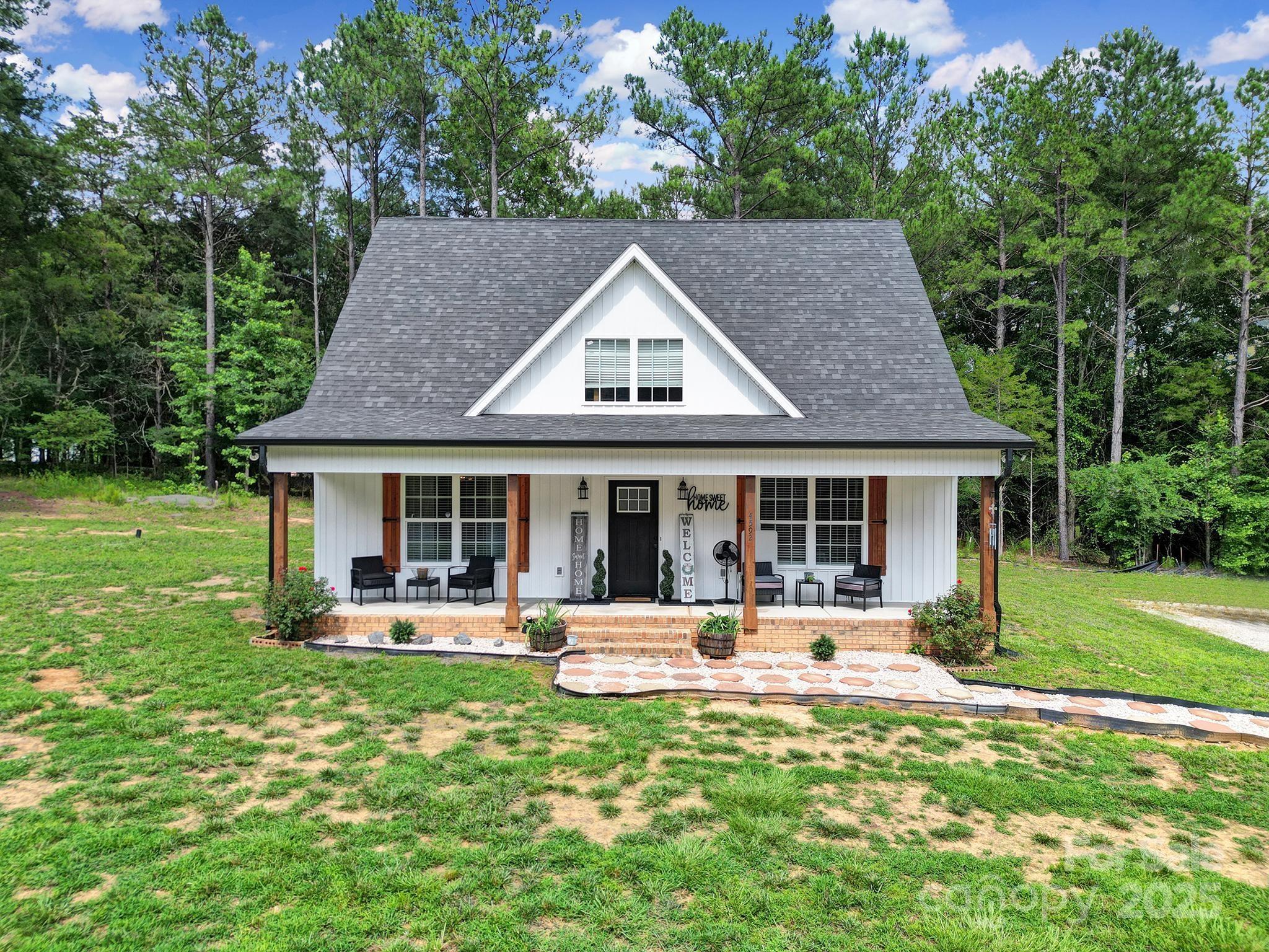 4592 Reid Road