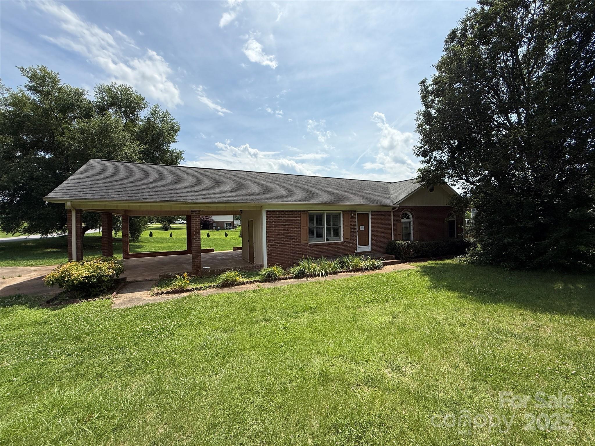 2547 NC 182 Highway Property Photo 1