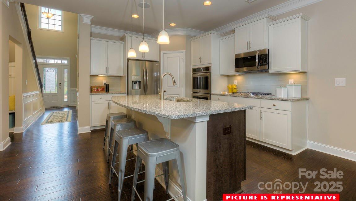 112 Fordingbridge Lane Property Photo 9