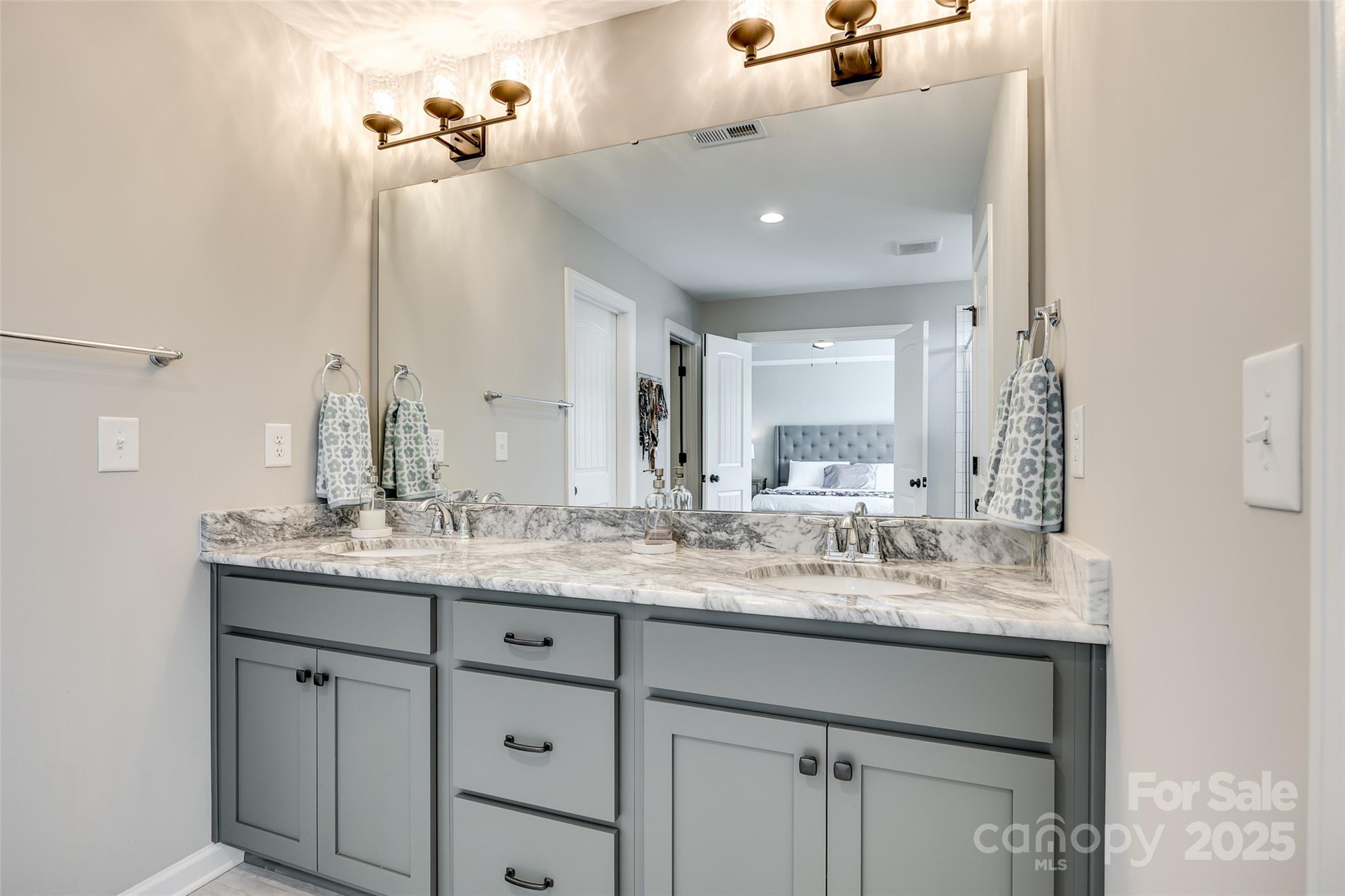 3041 Winged Teal Court Property Photo 27