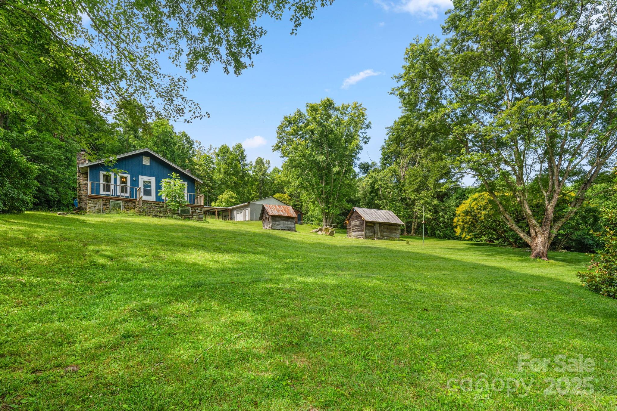 2428 Hamburg Road Property Photo 1