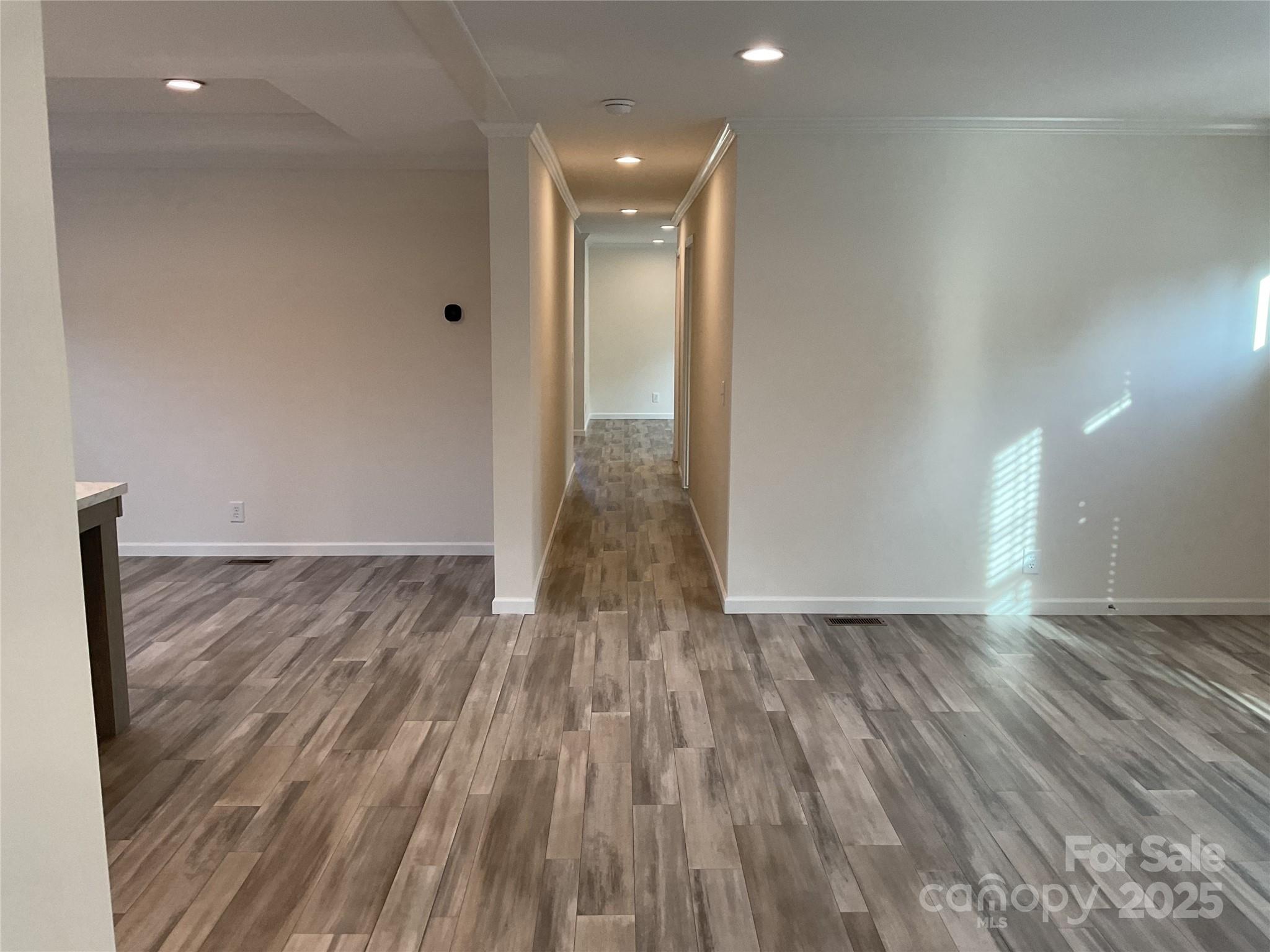 138 Zircon Drive Property Photo 6
