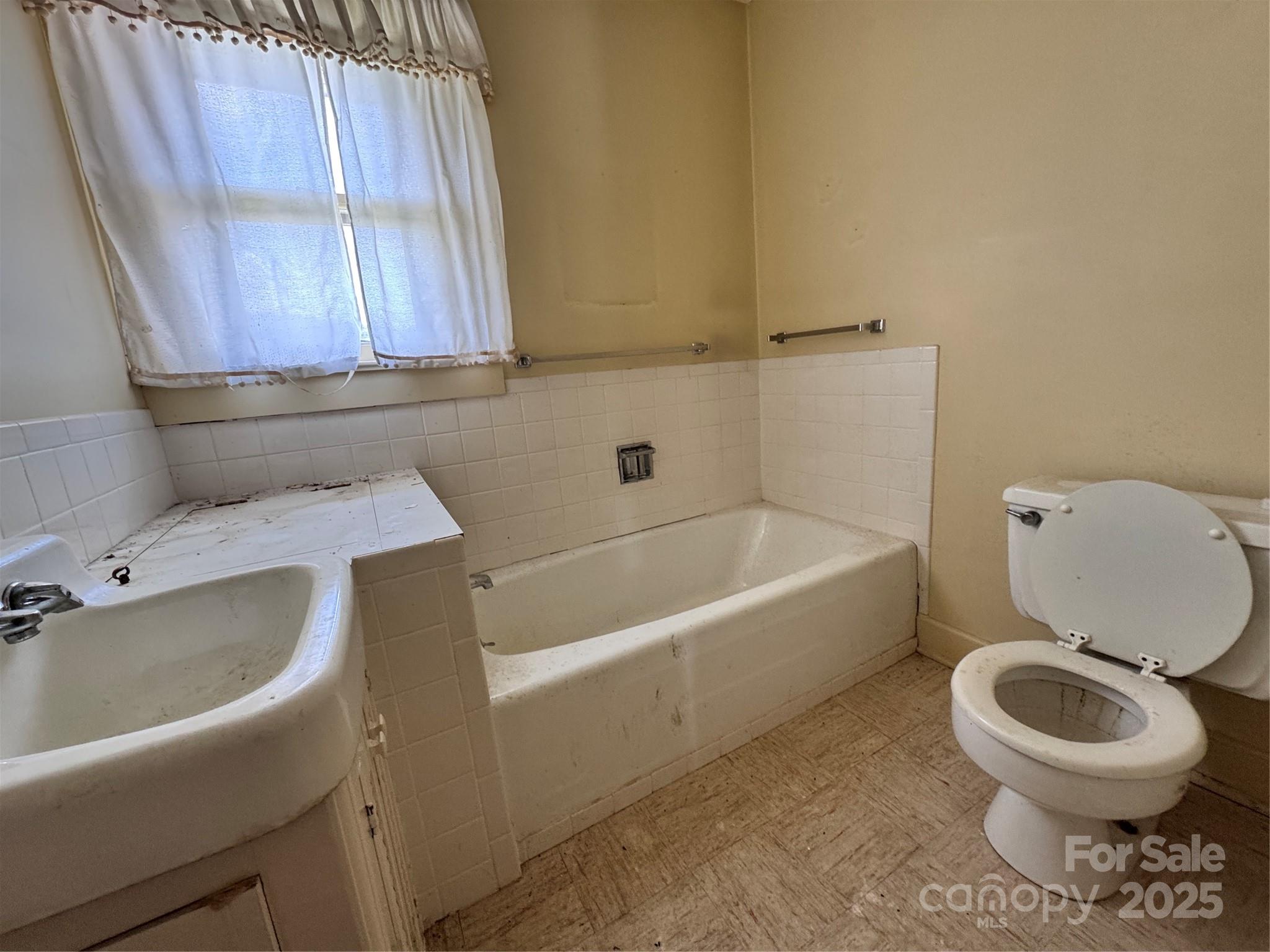 130 N 1st Street Property Photo 43