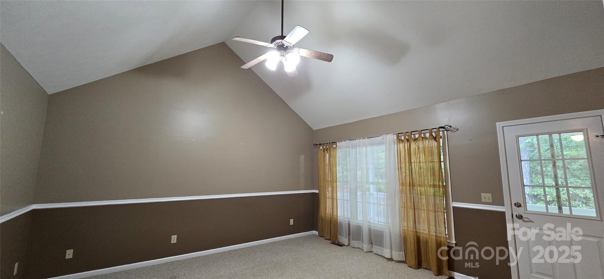 221 Flat Branch Trail Property Photo 9