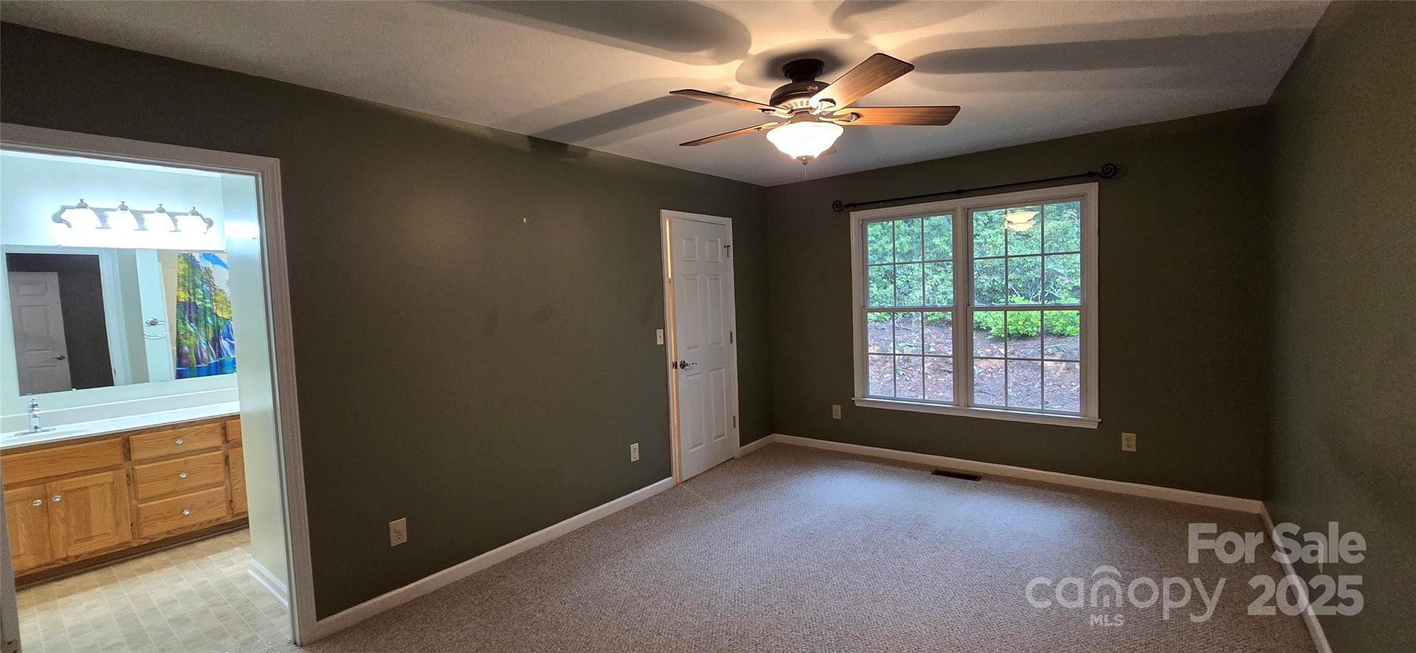 221 Flat Branch Trail Property Photo 15