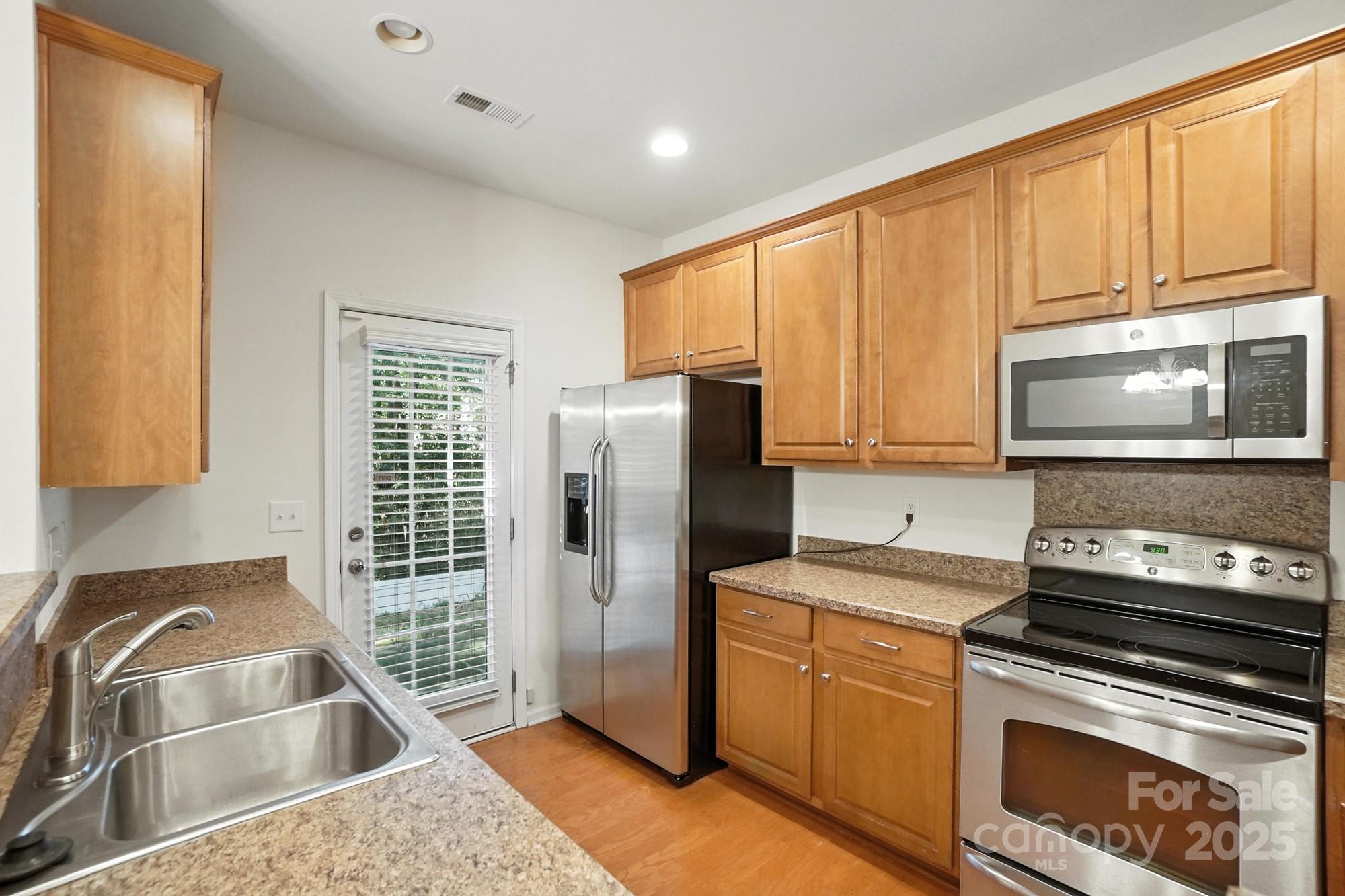 13116 Erwin Road Property Photo 10