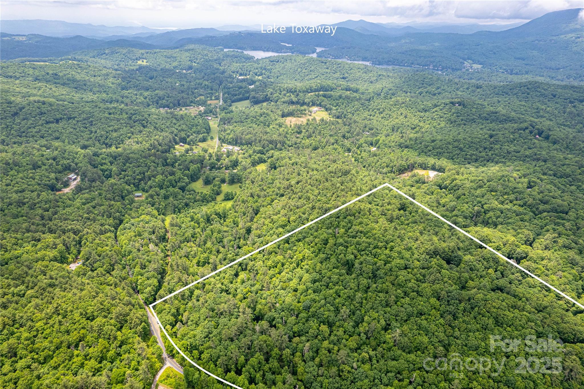 000 Blue Ridge Road Property Photo 9