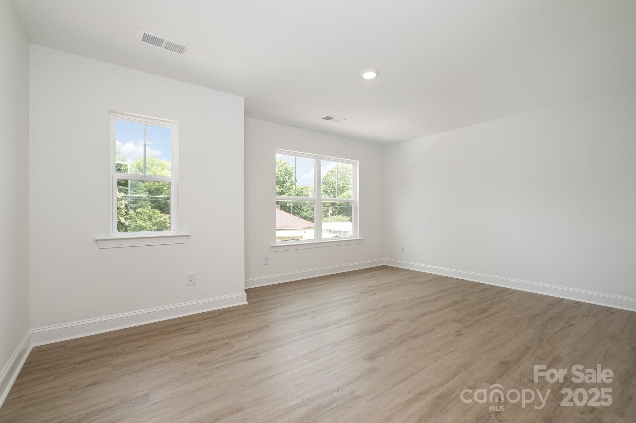 4037 Jenison Valley Court Property Photo 27