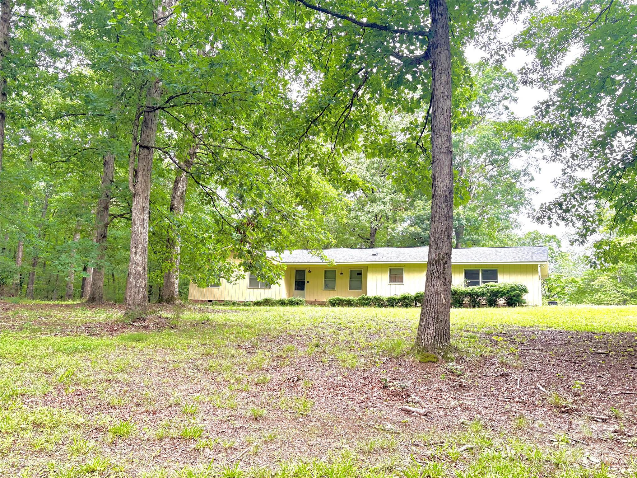 1614 Medlin Road Property Photo 3