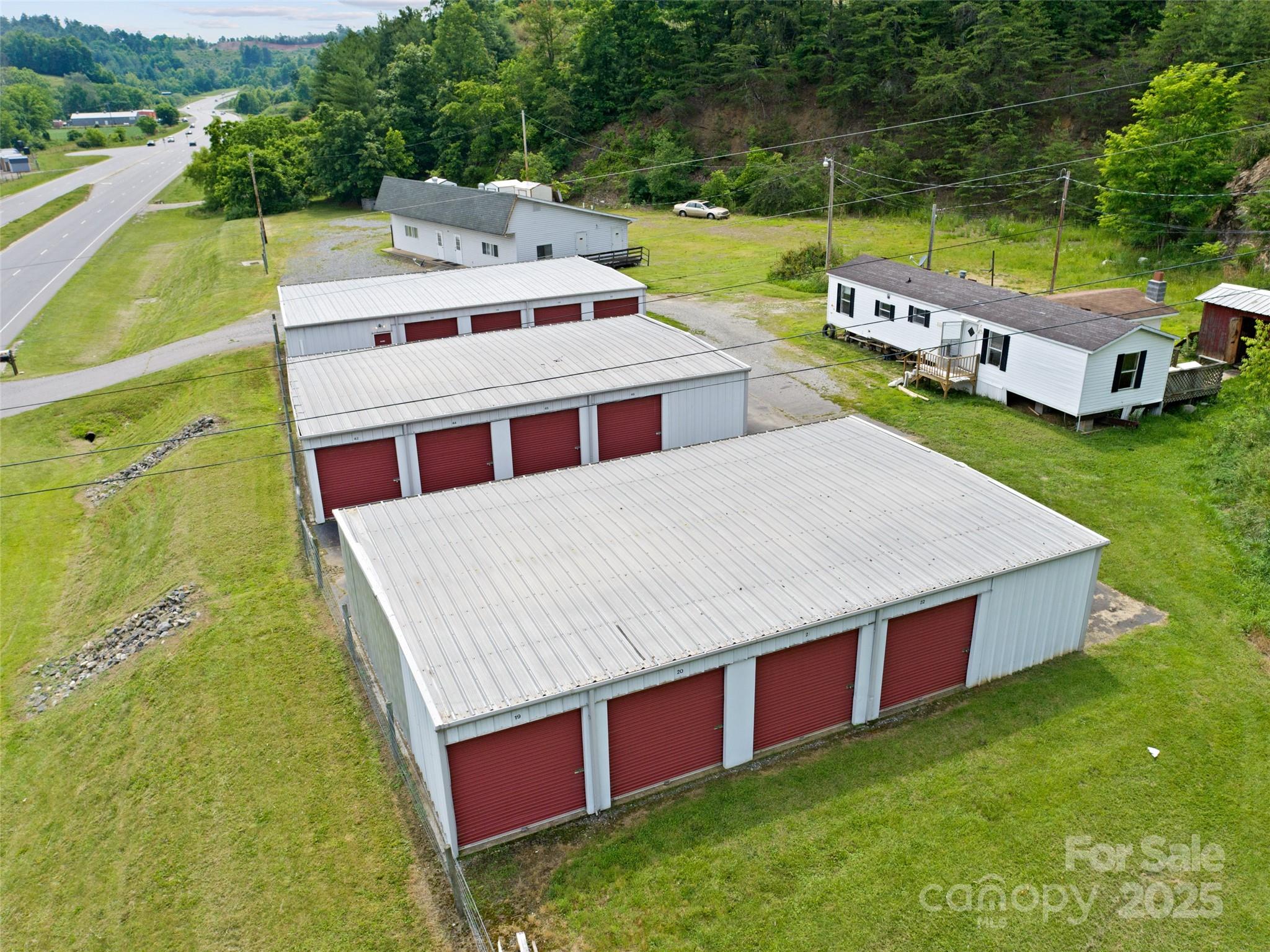 1393 Us 19 Highway Property Photo 3
