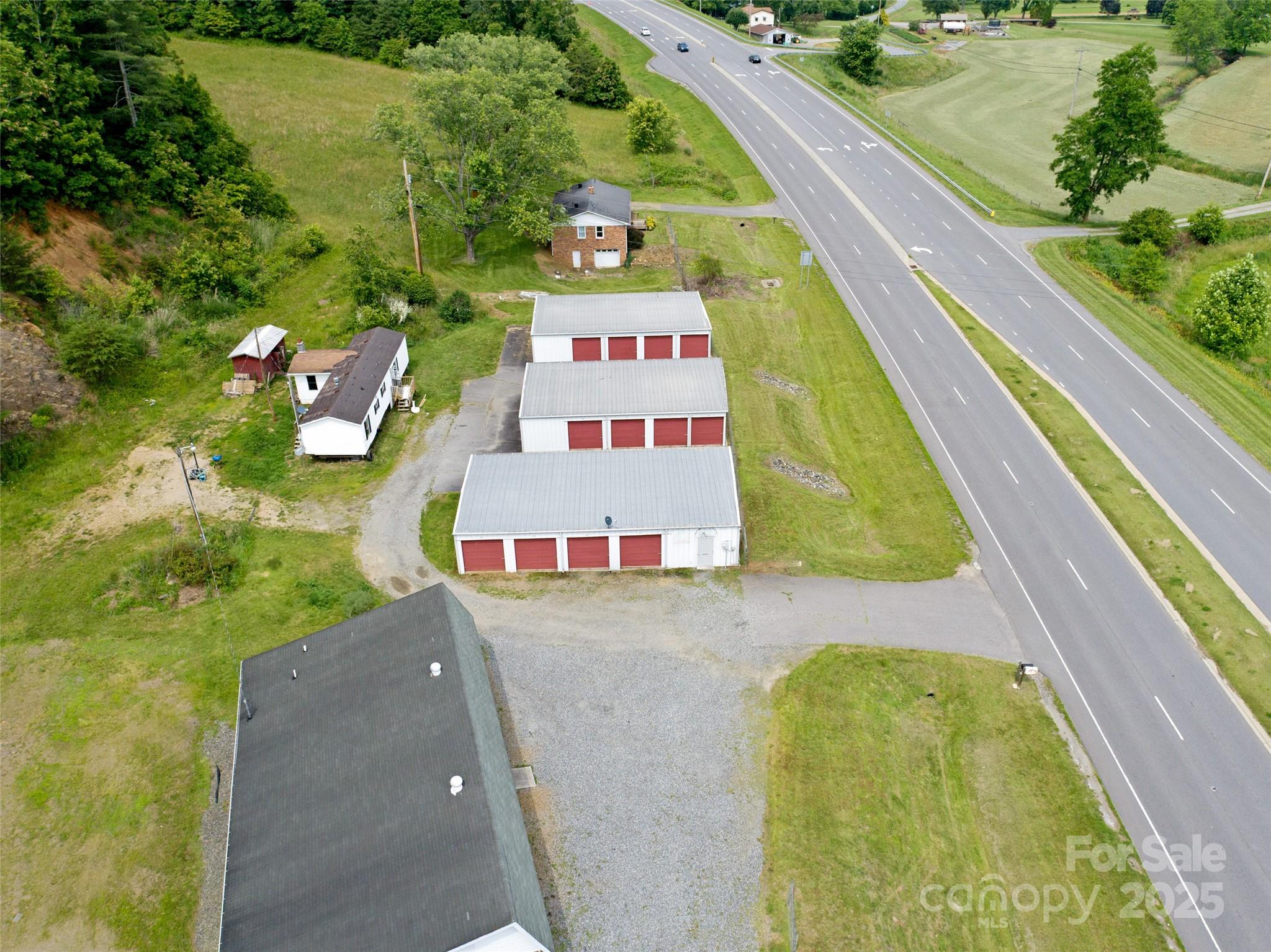 1393 Us 19 Highway Property Photo 4
