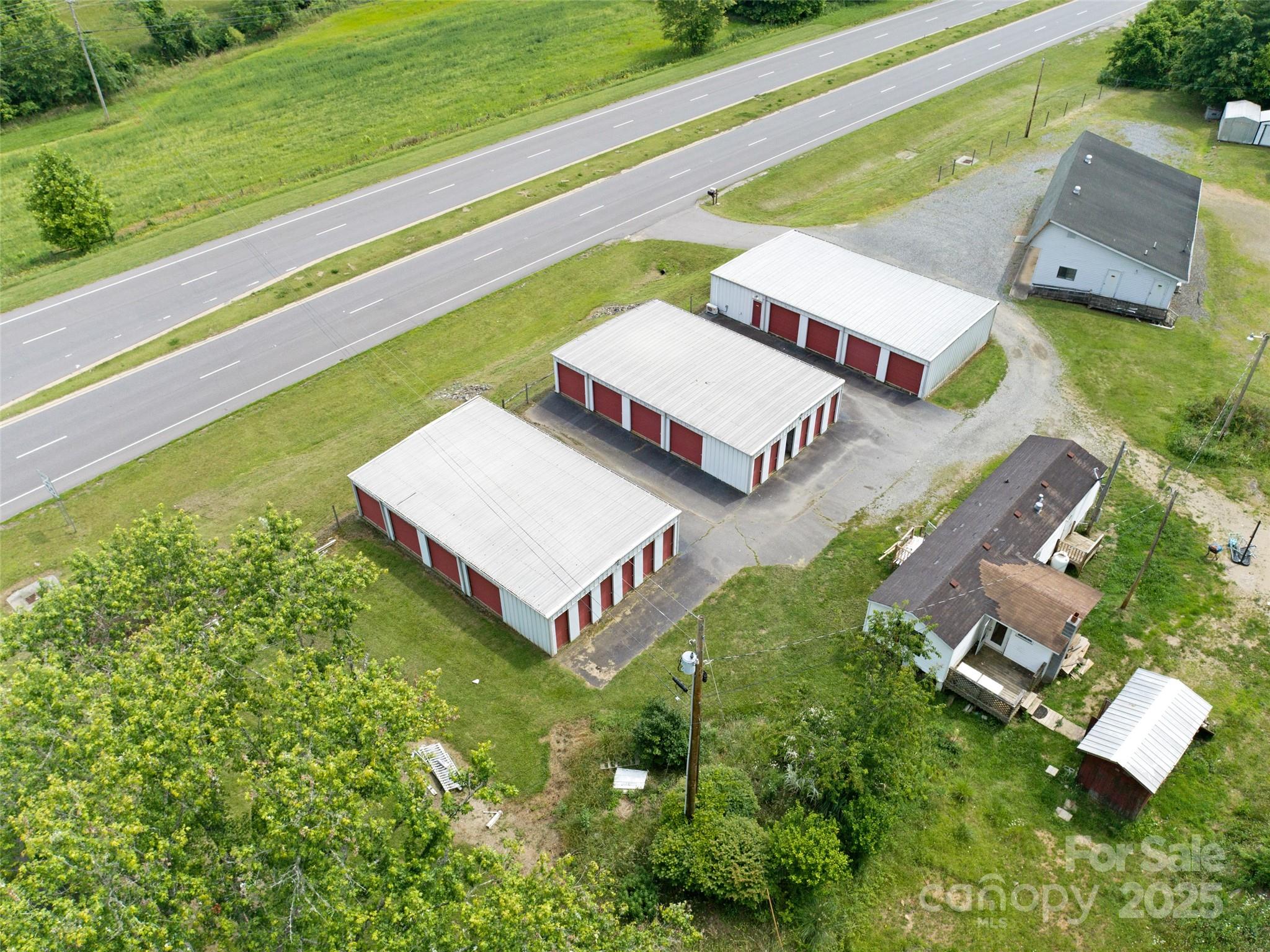 1393 Us 19 Highway Property Photo 5