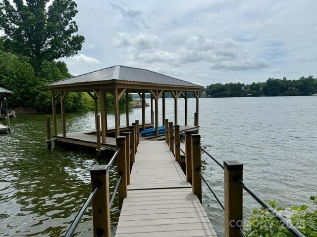 138 Island View Road Property Photo