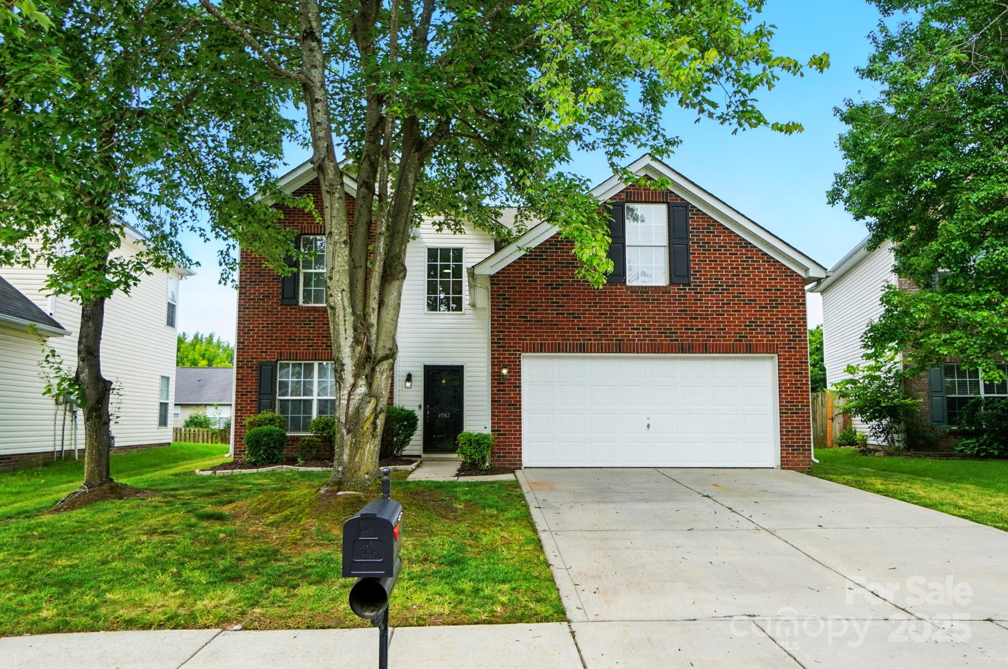 4982 Bentgrass Run Drive Property Photo 1
