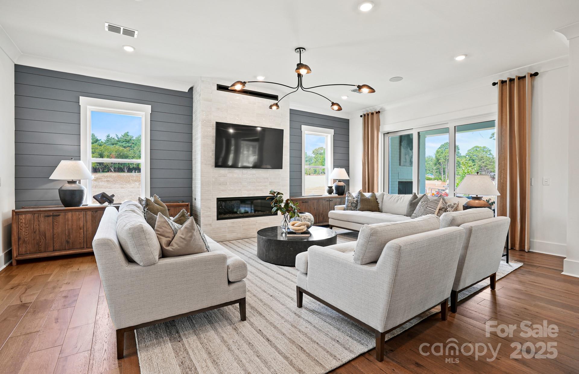 14011 Camden Close Circle 25 Property Photo 3