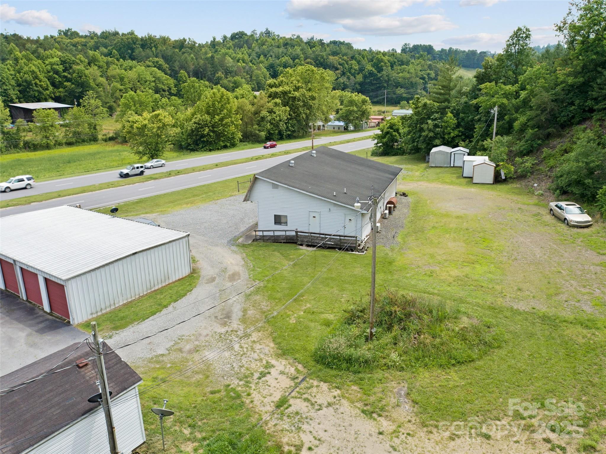 1365 Us 19 Highway Property Photo 4