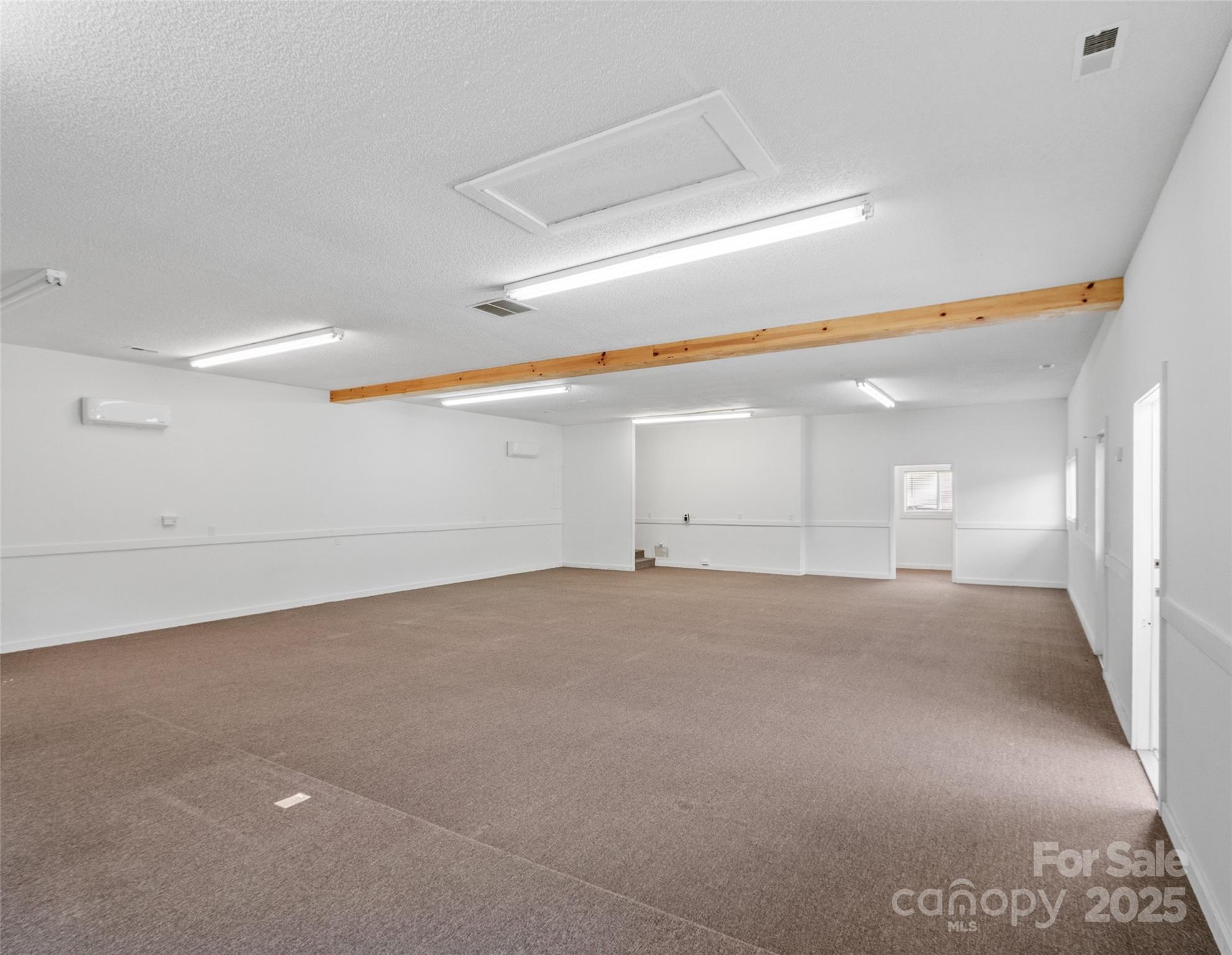 1365 Us 19 Highway Property Photo 8