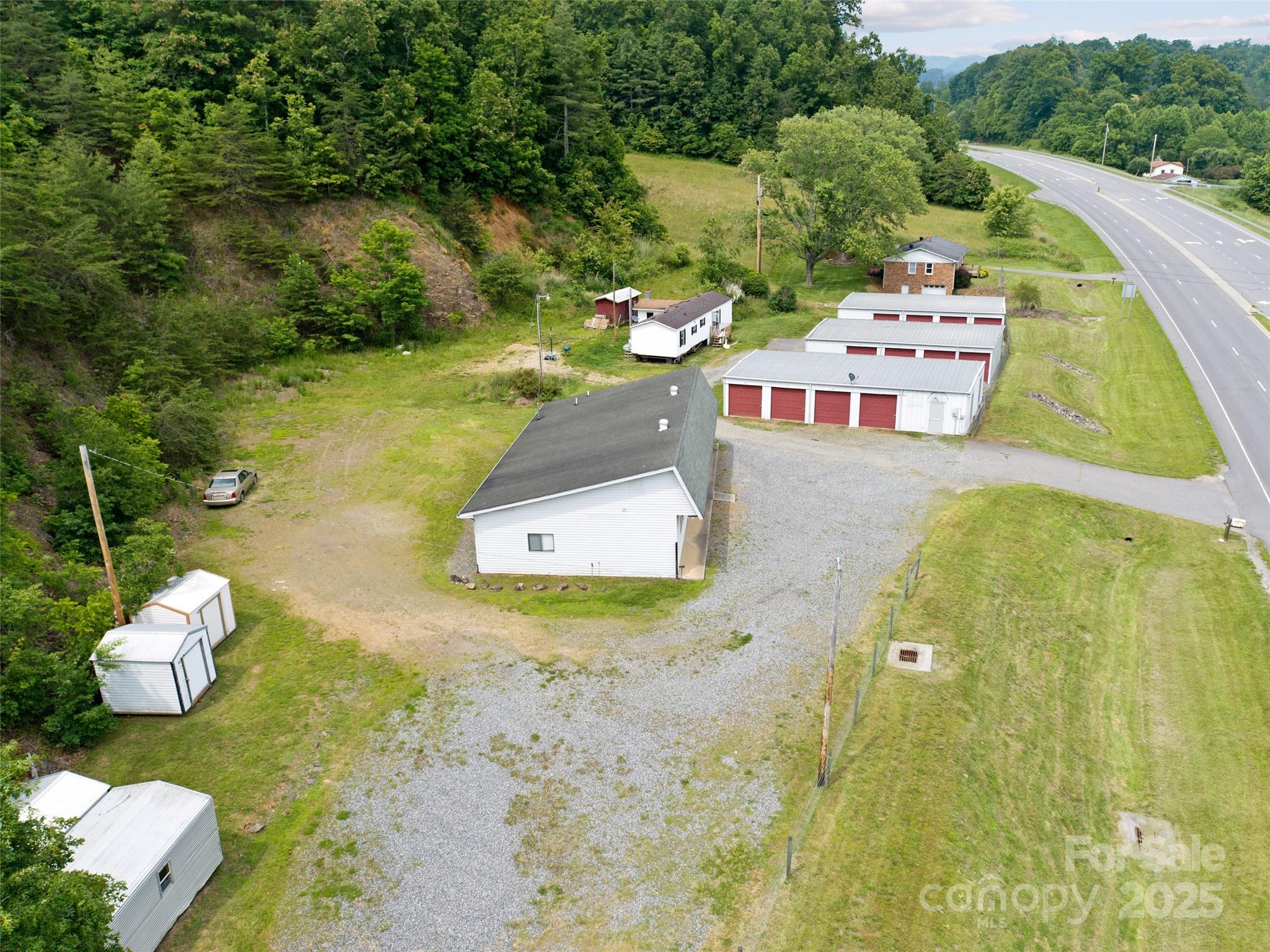 1365 Us 19 Highway Property Photo 18