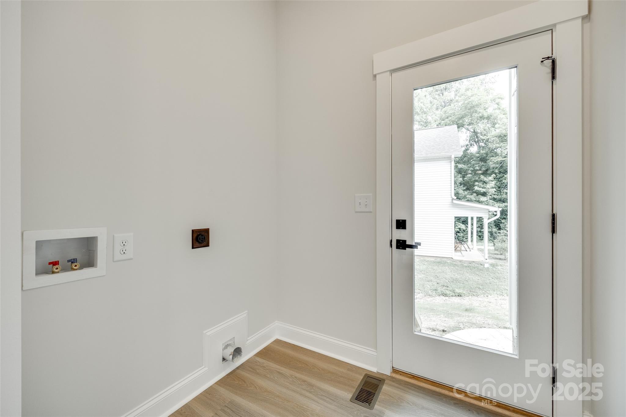 513 Sacco Street Property Photo 9