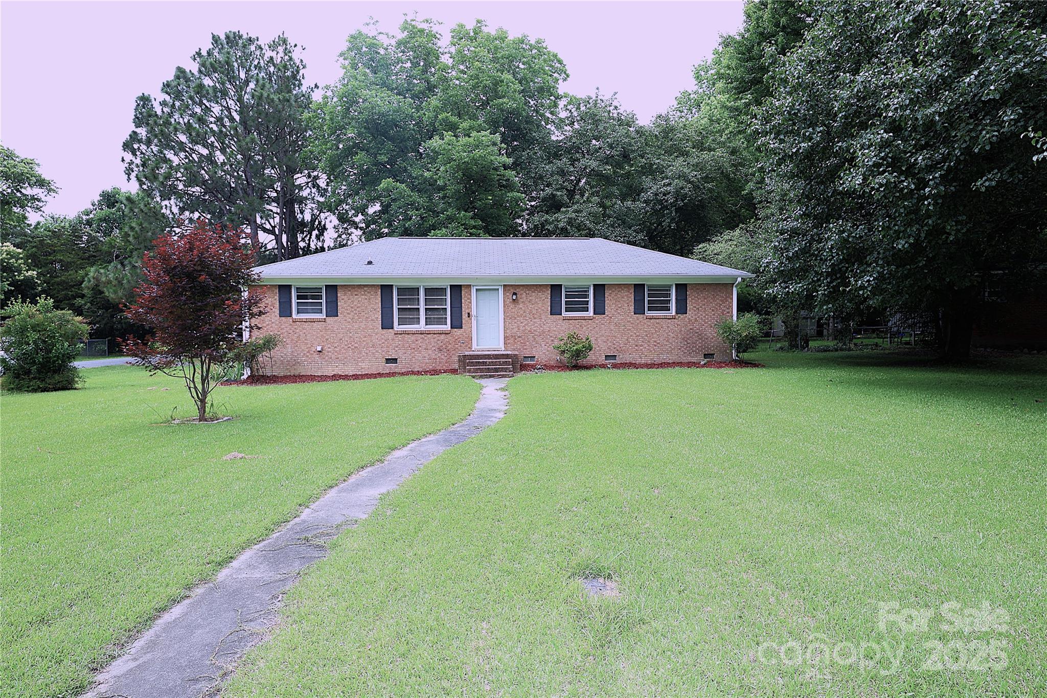 1227 Flowe Drive Property Photo 1