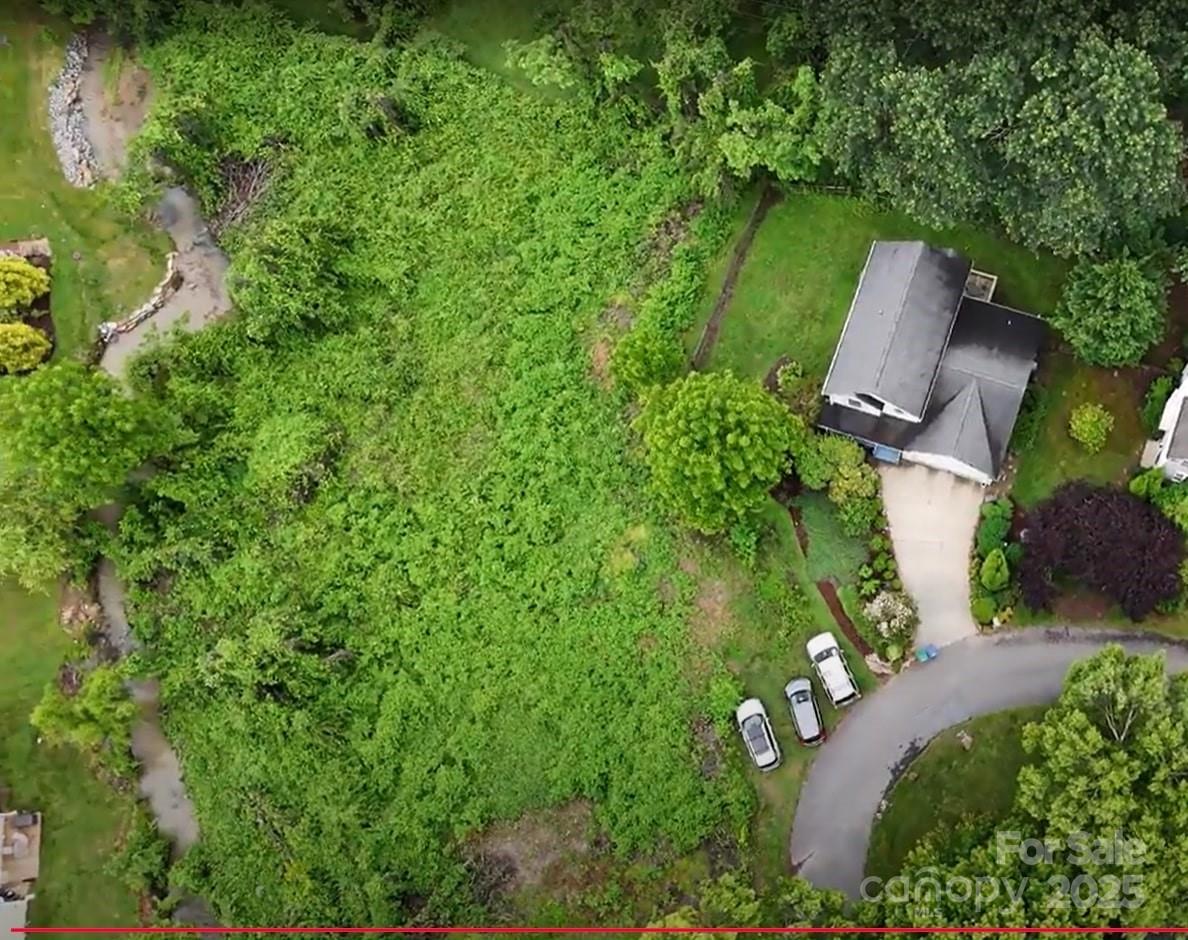 18 Village East Court Property Photo 3