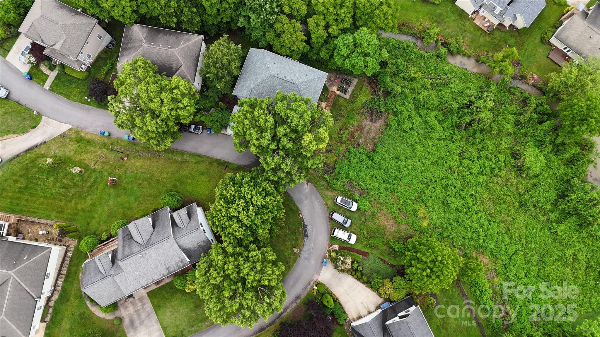 18 Village East Court Property Photo 15