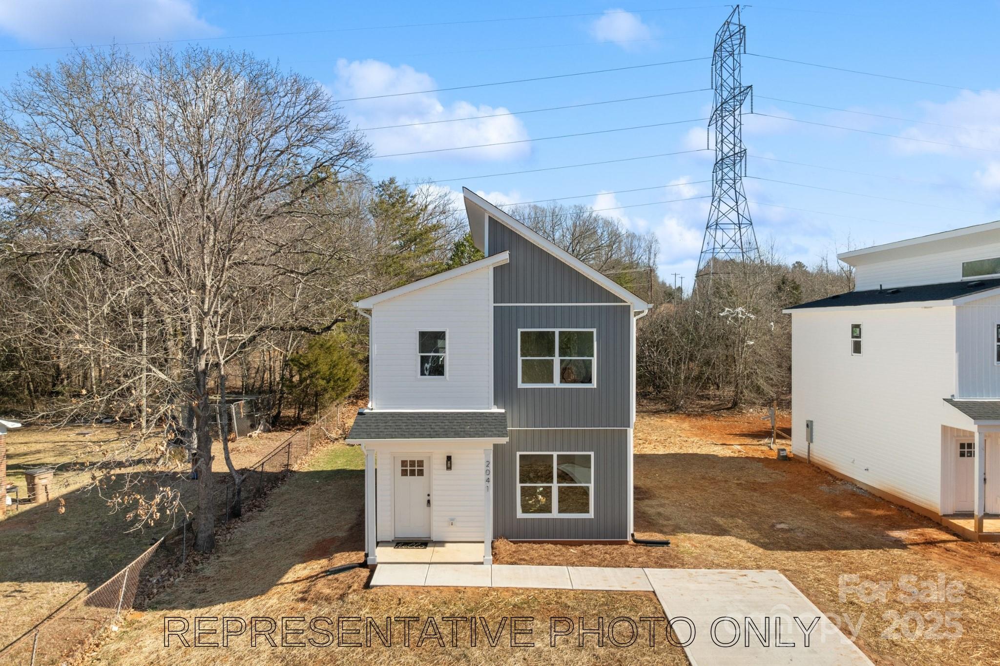 213 Knot Street Property Photo 1