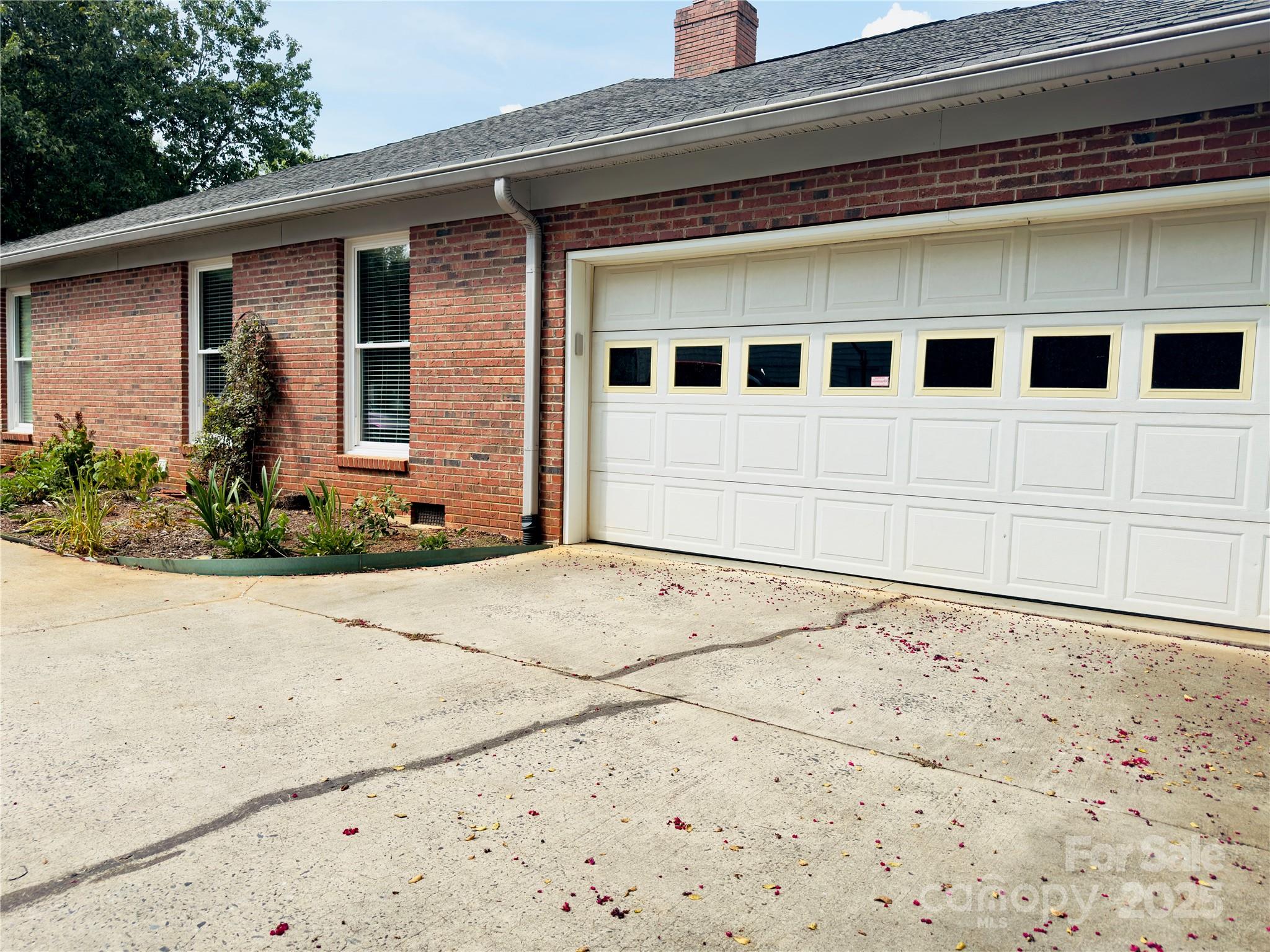2191 Wynbourne Drive Property Photo 5