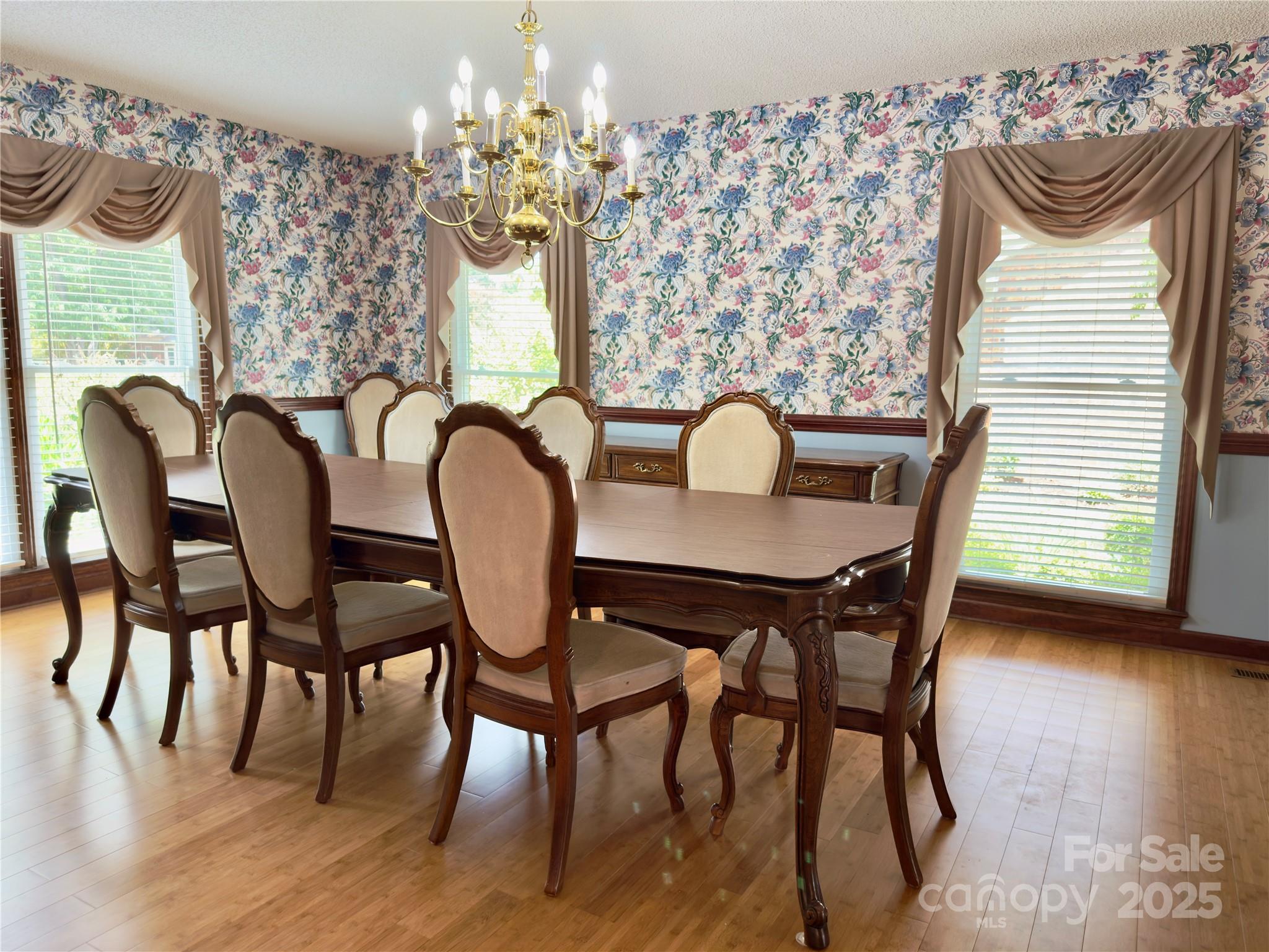 2191 Wynbourne Drive Property Photo 6