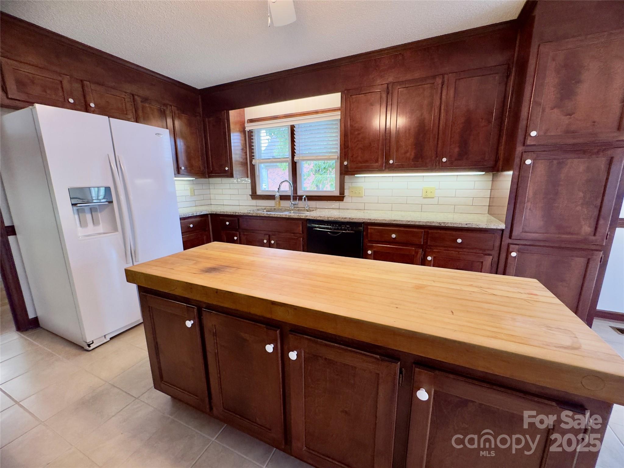 2191 Wynbourne Drive Property Photo 11
