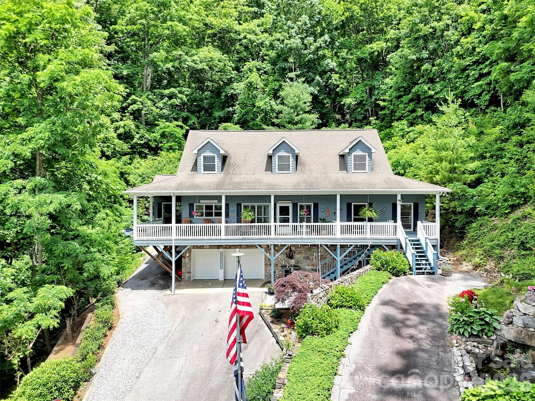 28 Mountain Breeze Drive Property Photo 1
