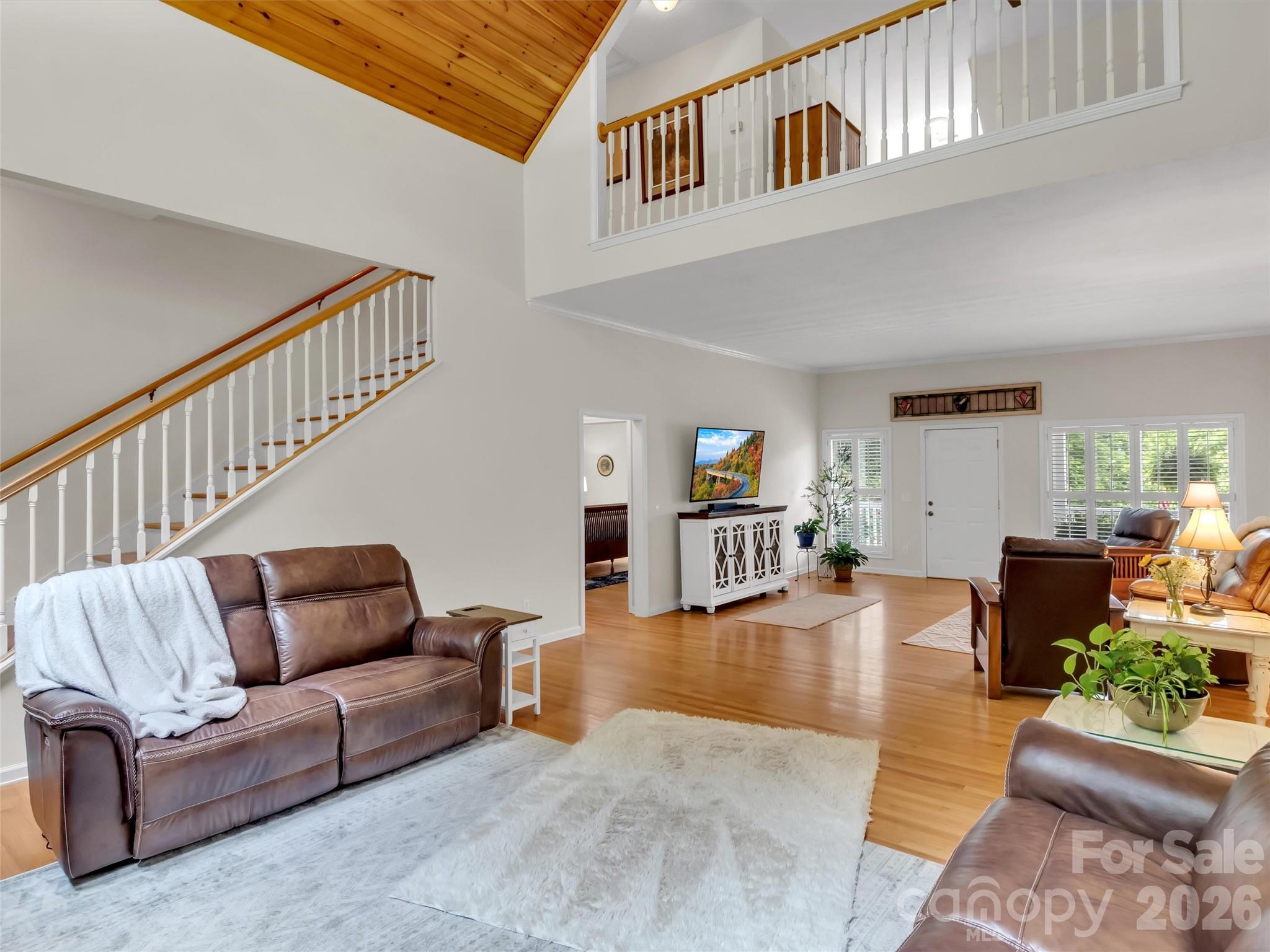 28 Mountain Breeze Drive Property Photo 10