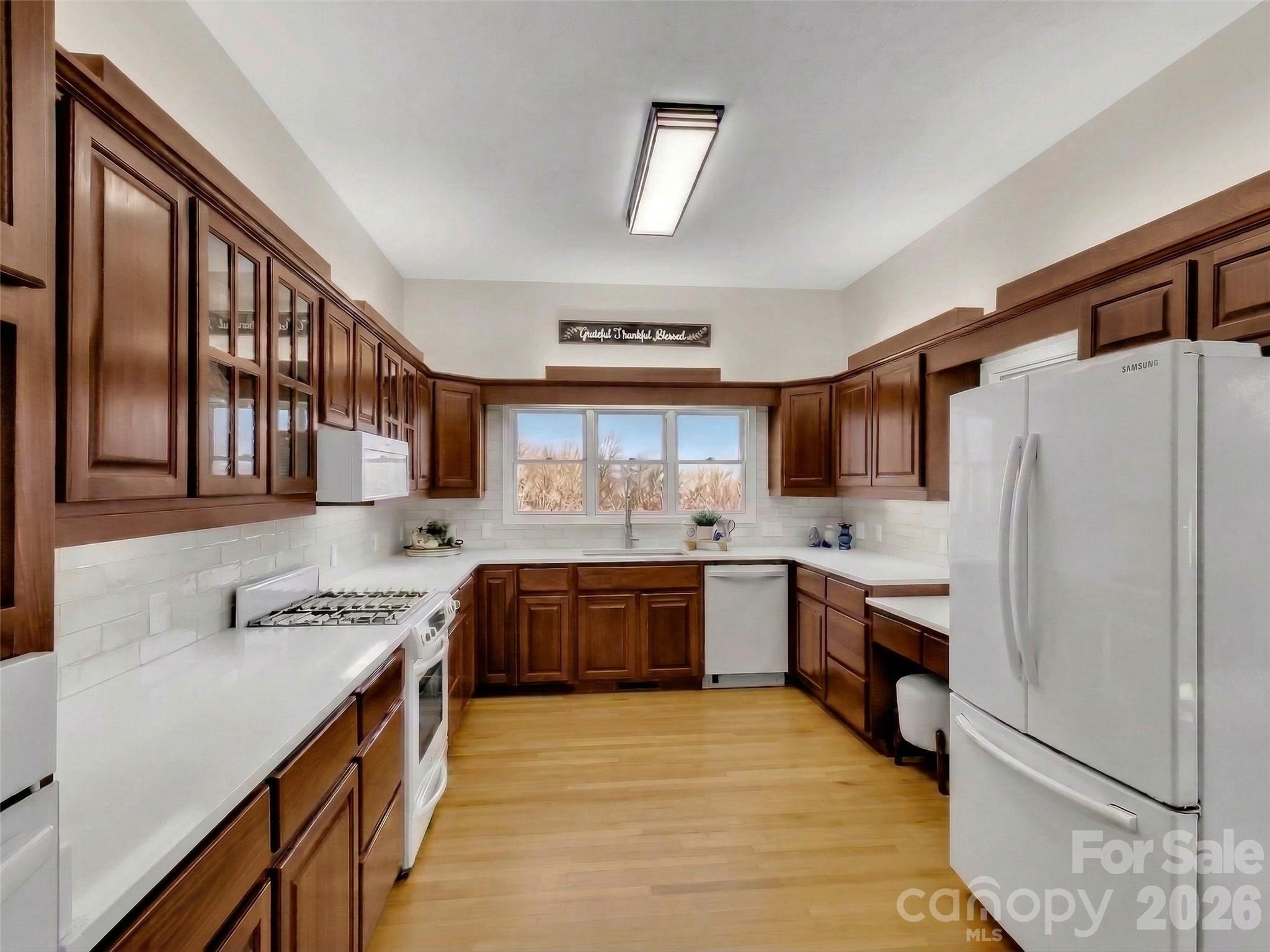 28 Mountain Breeze Drive Property Photo 13