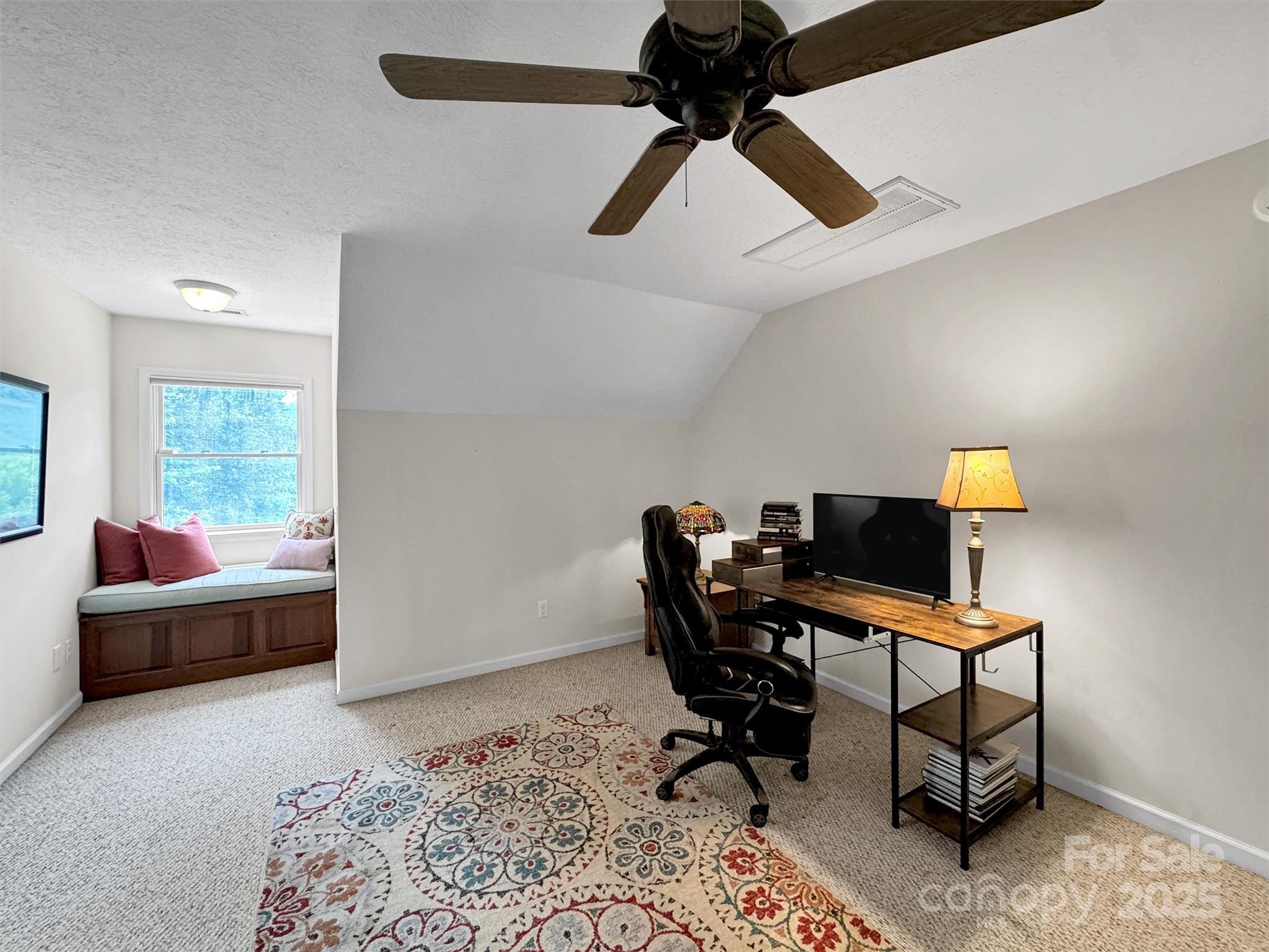 28 Mountain Breeze Drive Property Photo 27