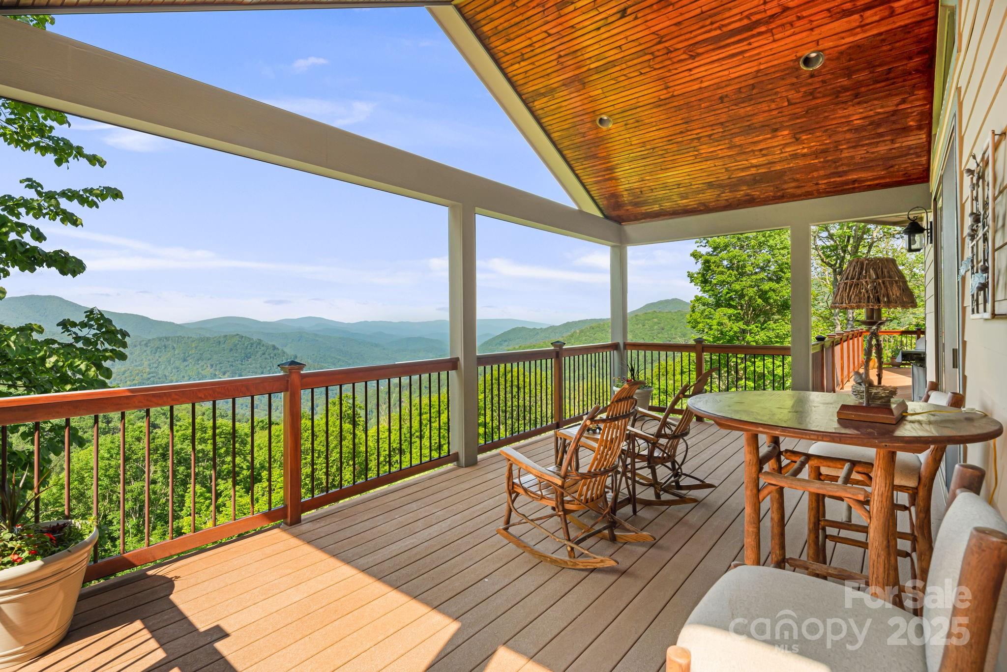 197 Cherry Knob Drive 23 Property Photo 1