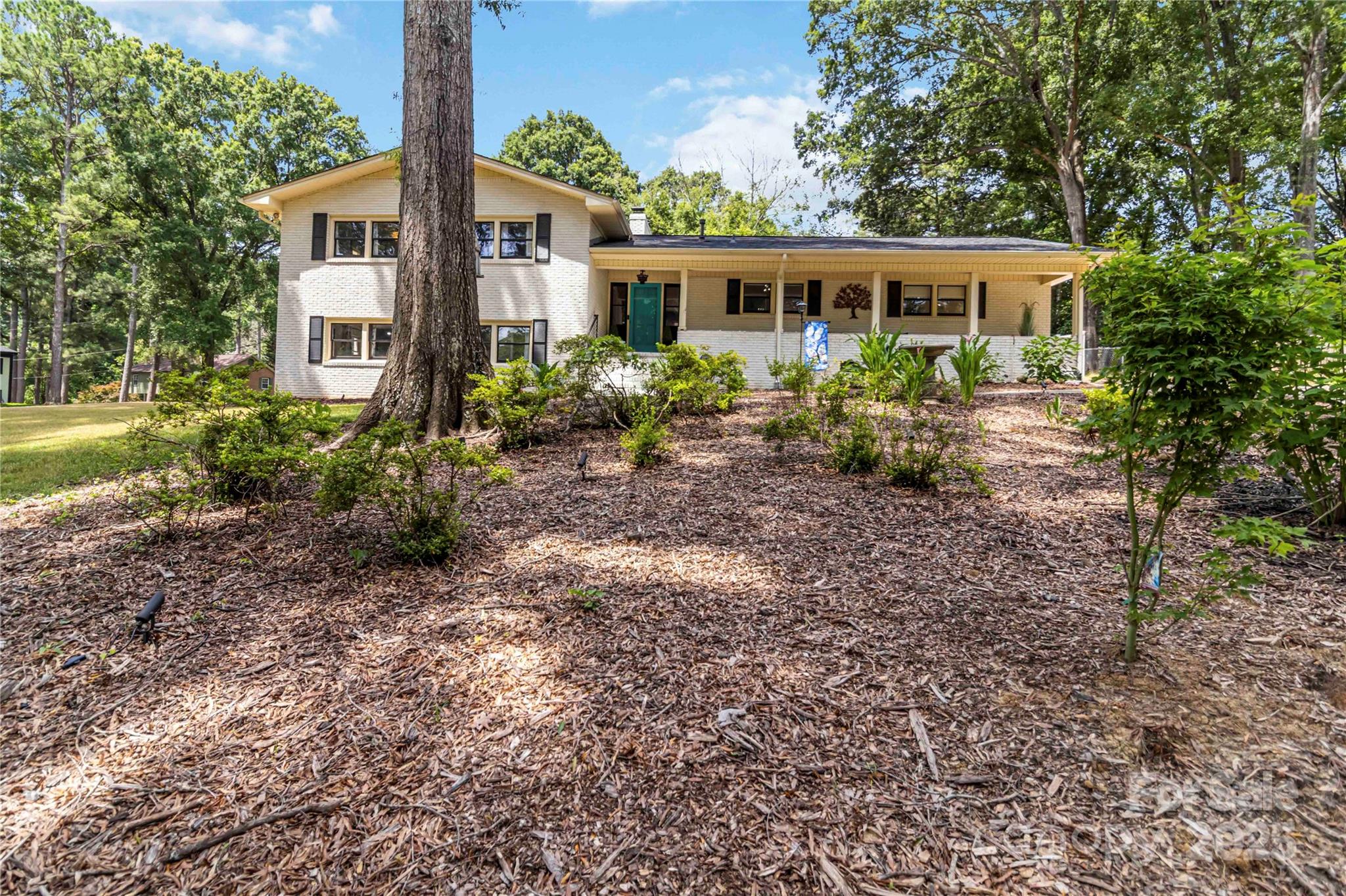 1505 Clarendon Place Property Photo 1