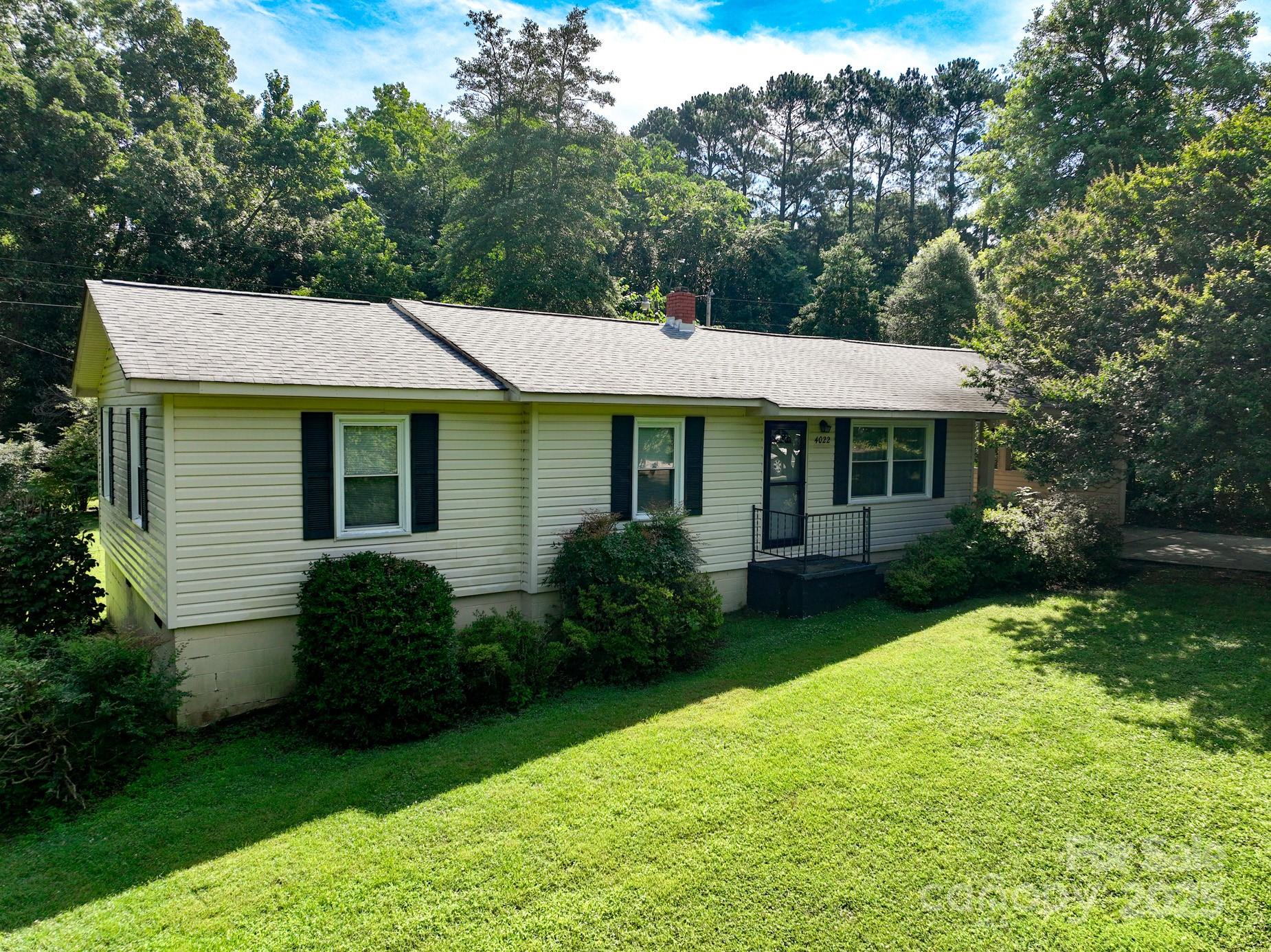 4022 Price Short Cut Road Property Photo
