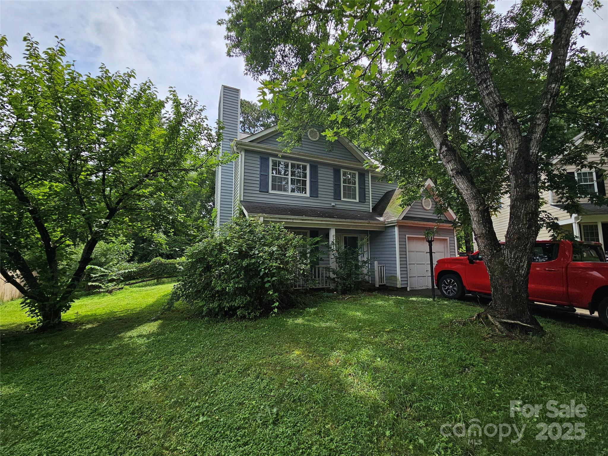 8904 Daventry Place Property Photo 1