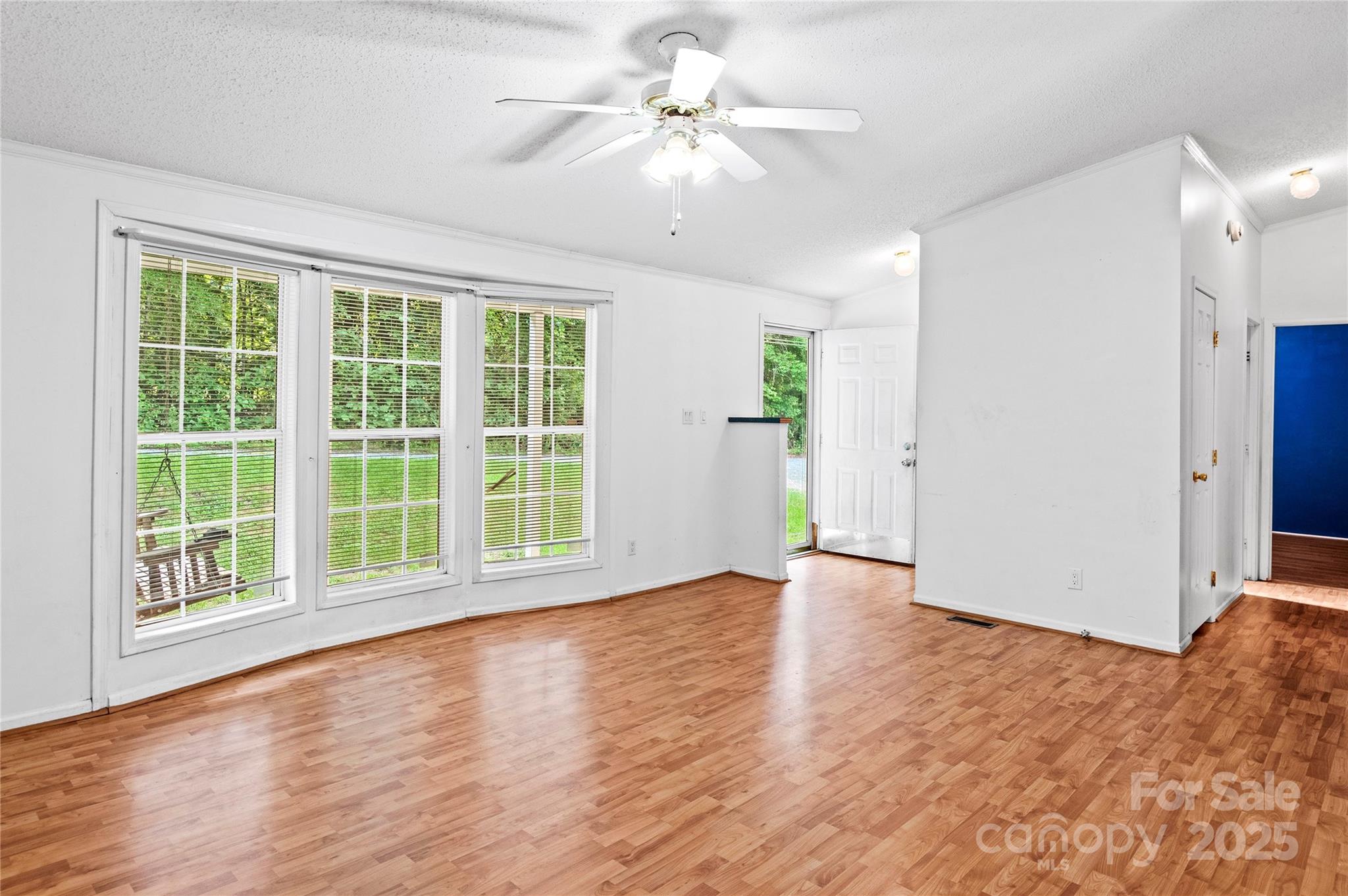 103 Forest Drive Property Photo 3