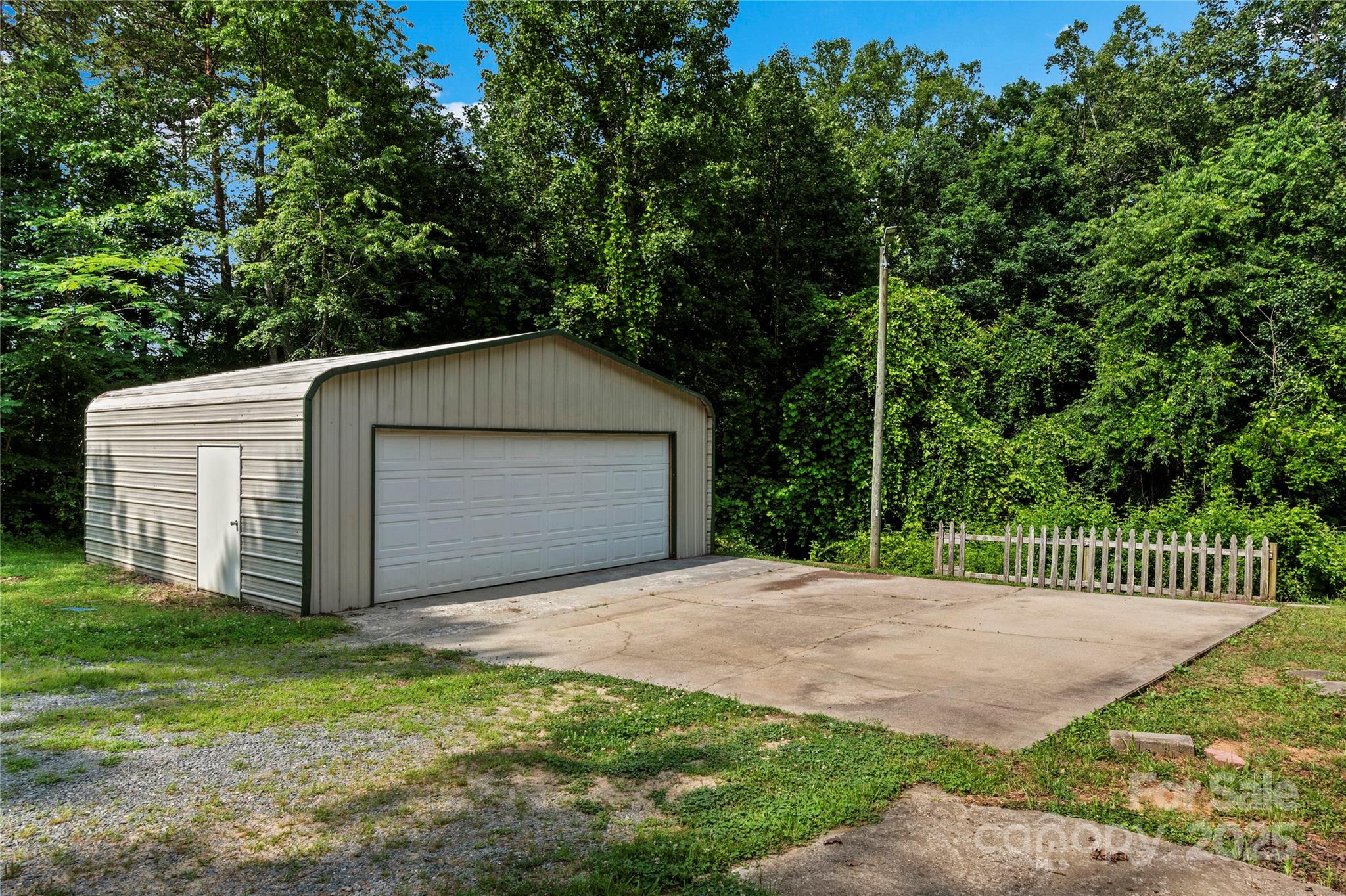 103 Forest Drive Property Photo 27