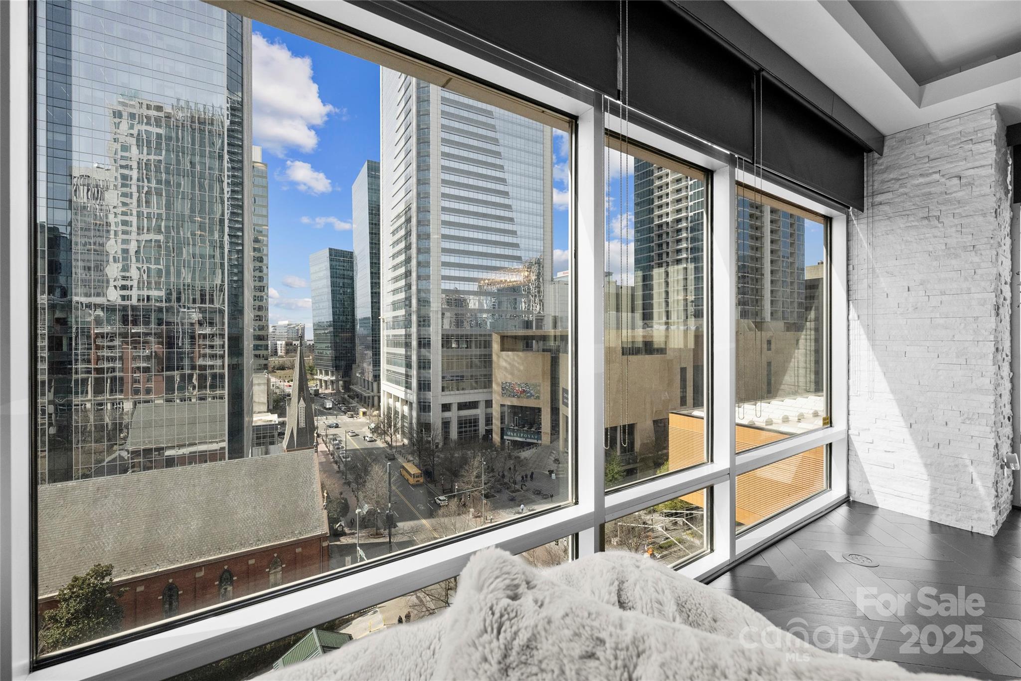 435 S Tryon Street Property Photo 23