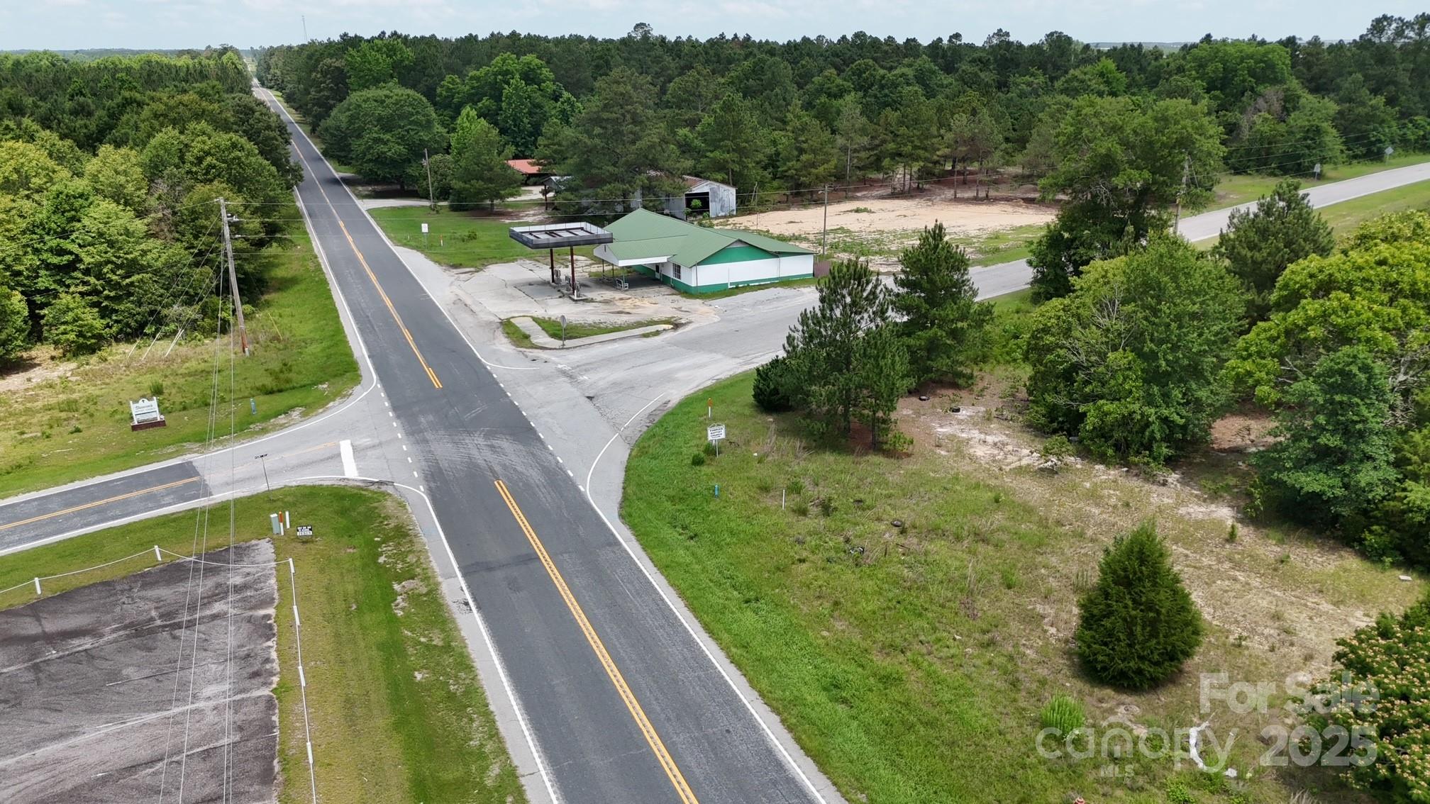 4024 Bethune Road Property Photo 3