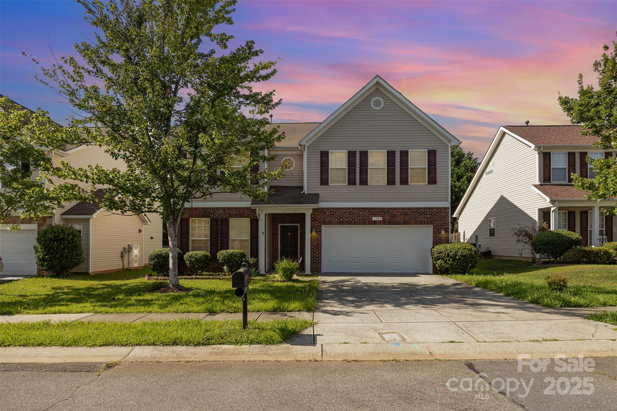 5307 Ayers Orchard Way Property Photo 1