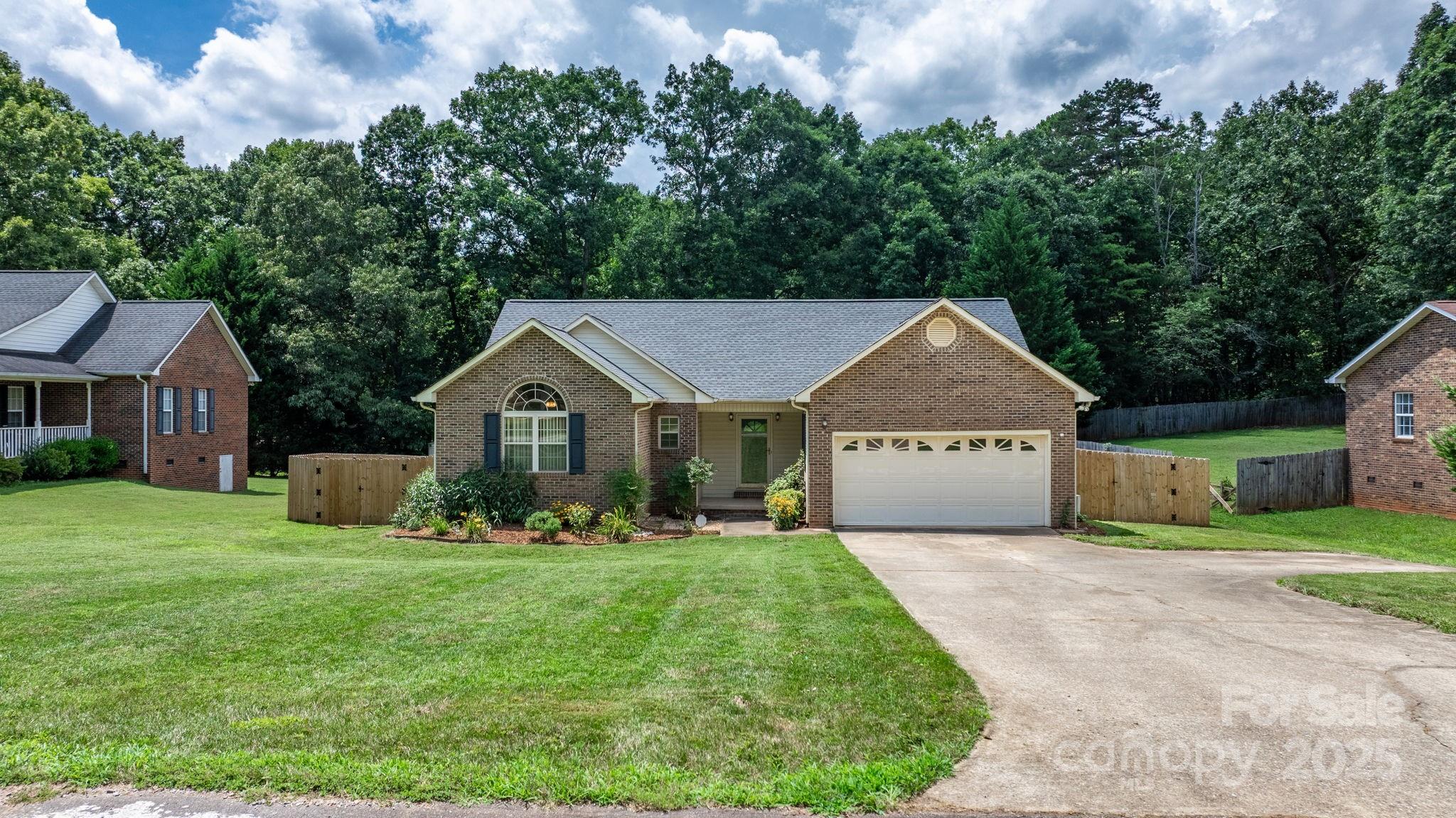 5473 Twelve Oak Lane Property Photo 1