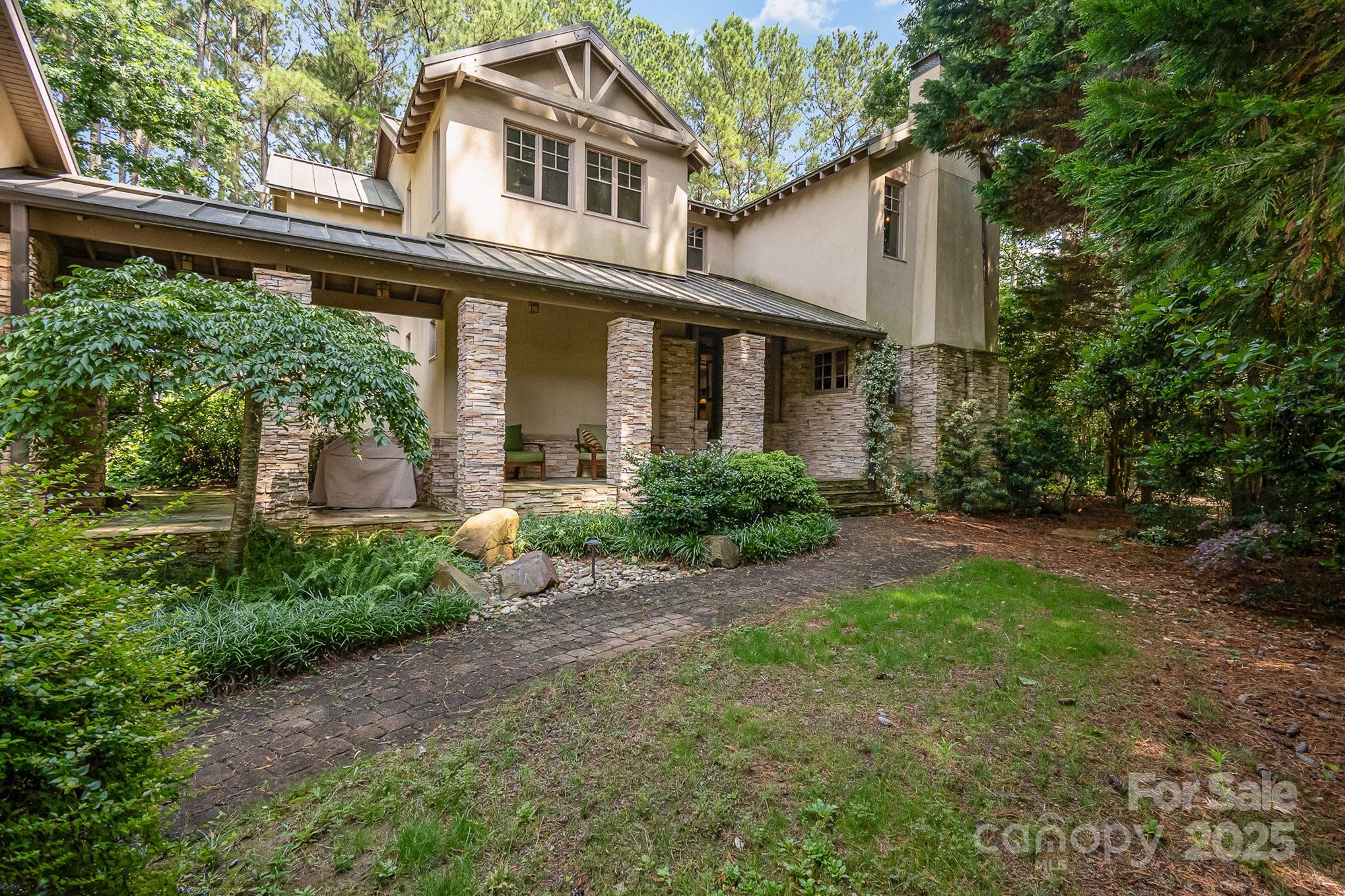 177 Yadkin Falls Road Property Photo 3
